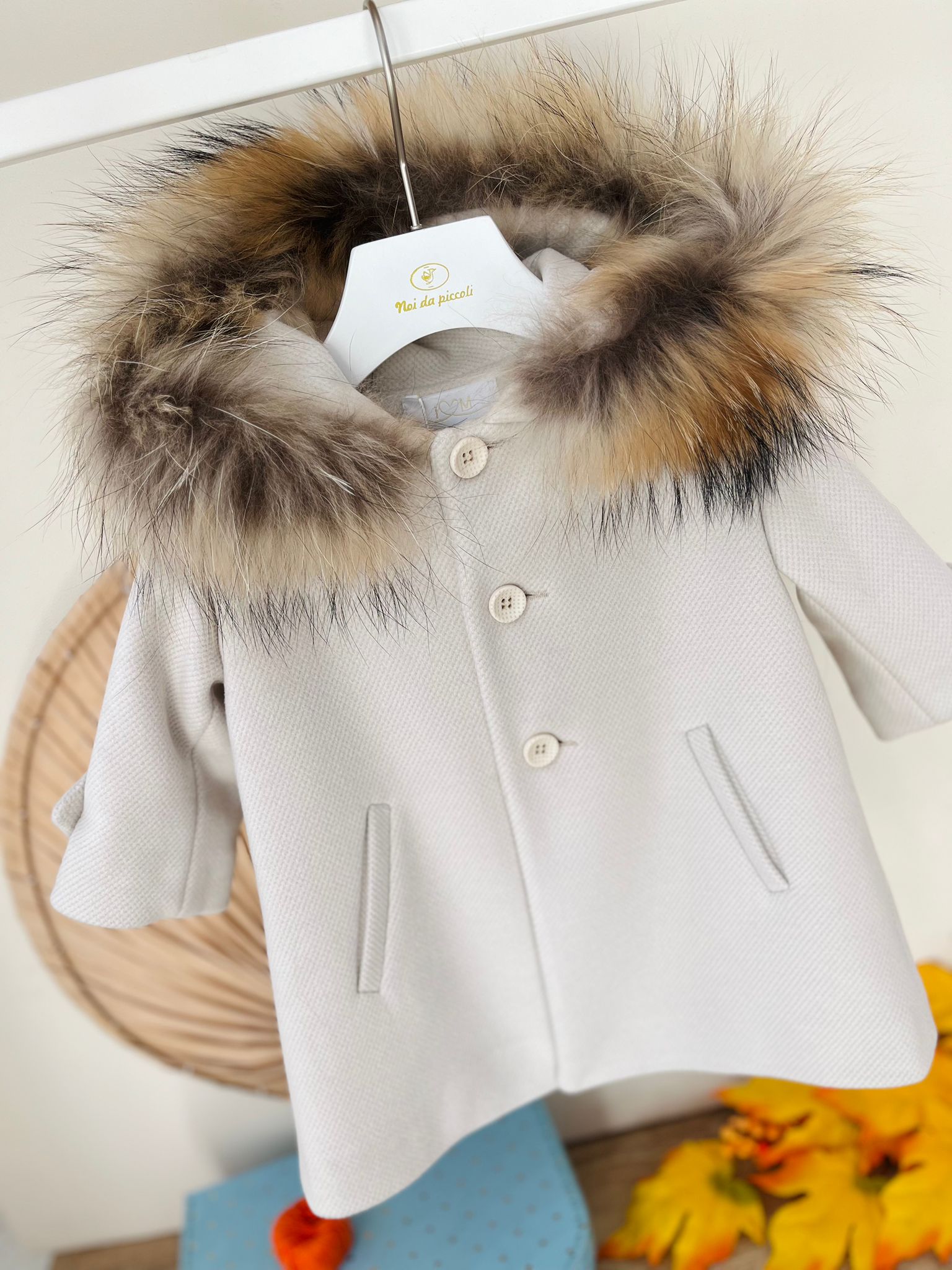 CAPPOTTO IN PANNO CON CAPPUCCIO IN PELLICCIA BEIGE - Noi da piccoli