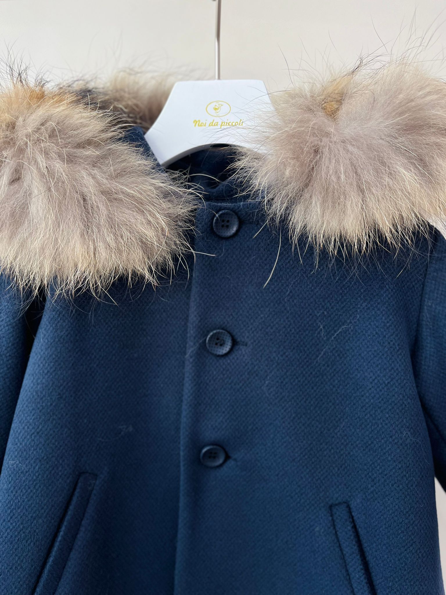 CAPPOTTO IN PANNO CON CAPPUCCIO IN PELLICCIA BLU NOTTE - Noi da piccoli