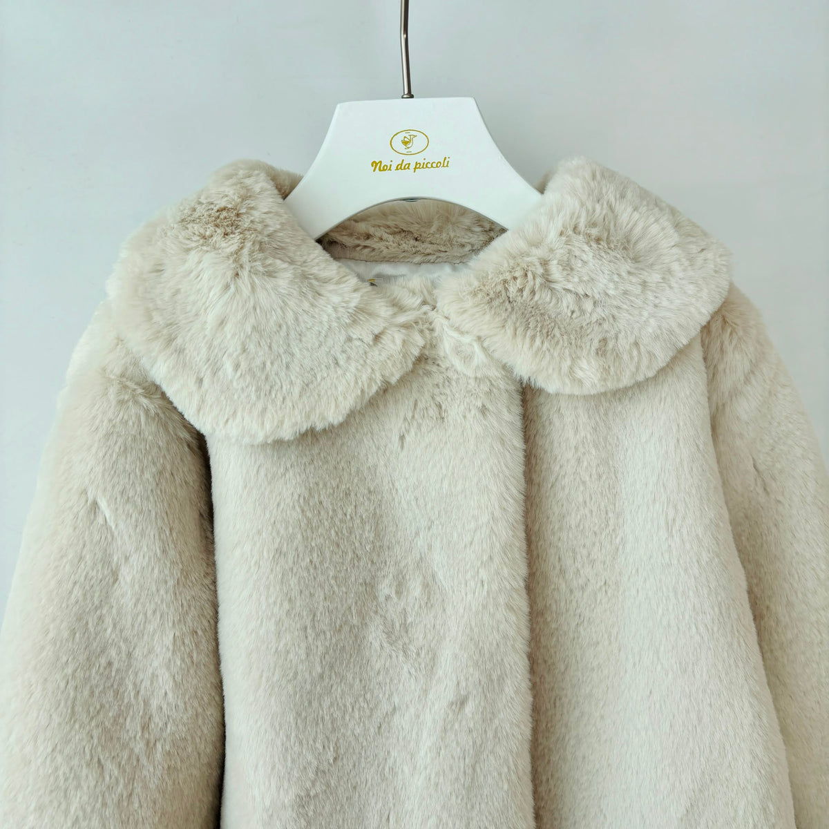CAPPOTTO IN PELLICCETTA BEIGE - Noi da piccoli