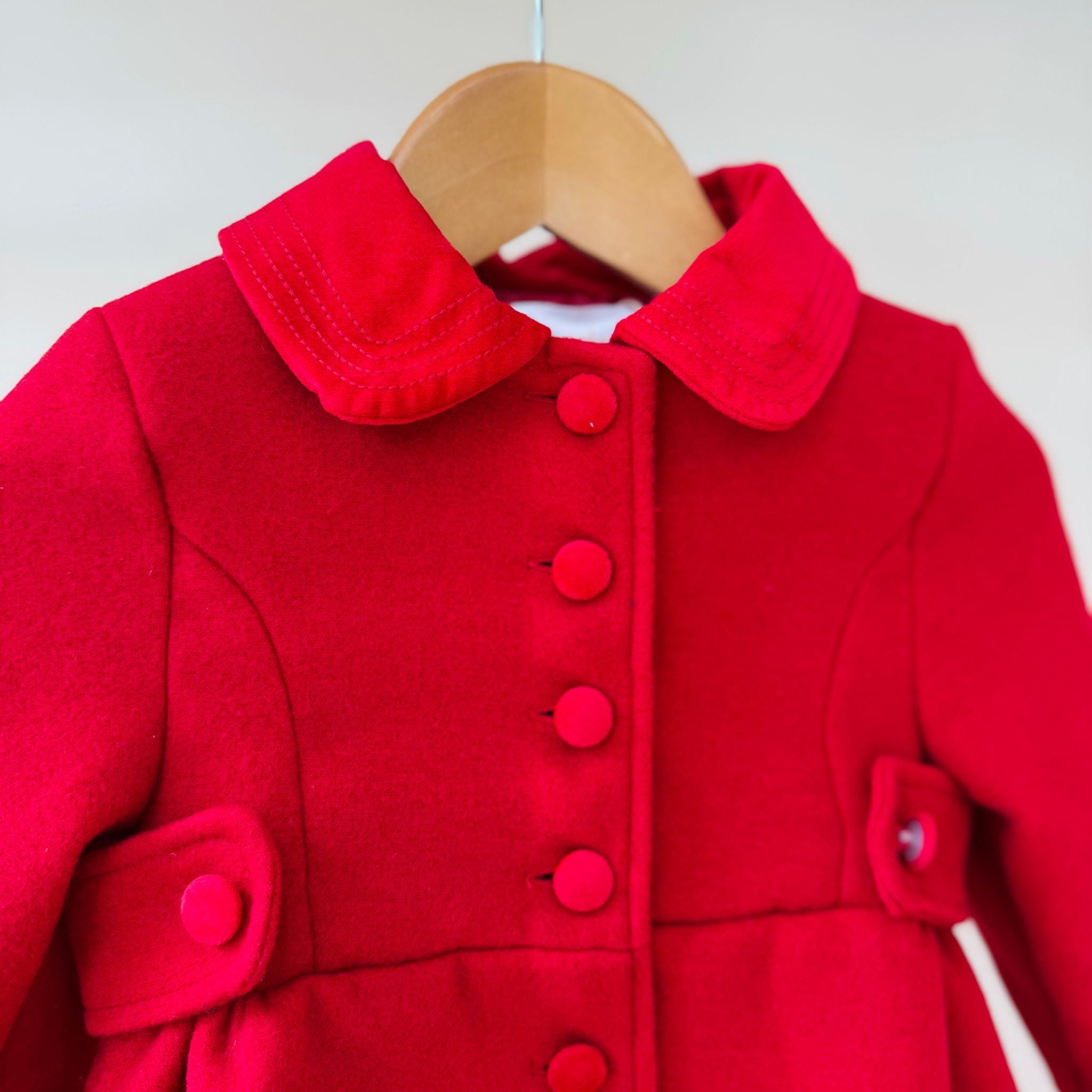 CAPPOTTO MORBIDO CON COLLETTO IN VELLUTO Rosso - Noi da piccoli