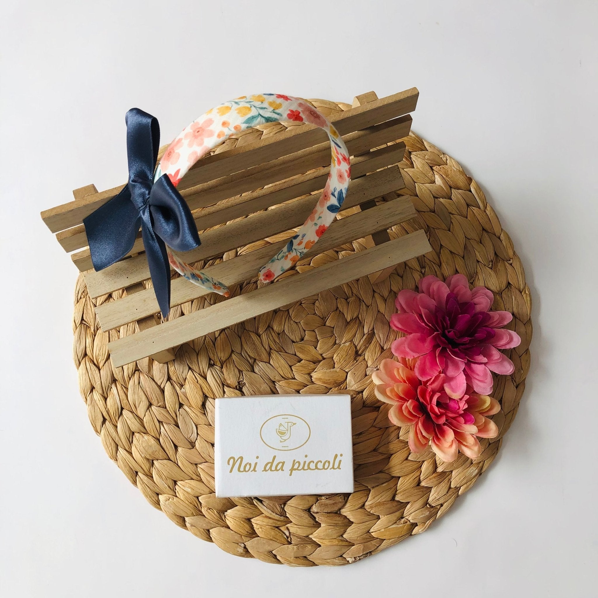 CERCHIETTO FIORI E FIOCCO BLU - Noi da piccoli
