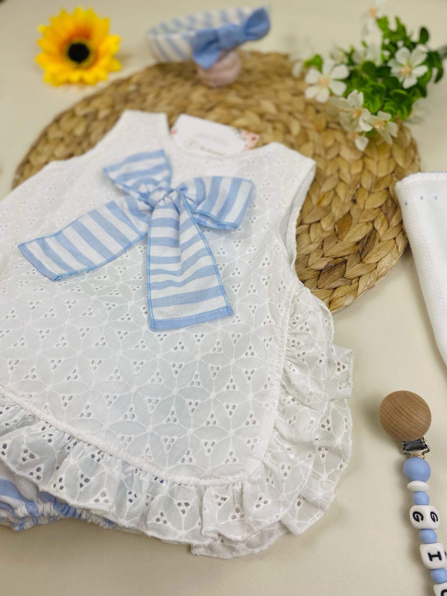 completo 2 pz bianco e righine cielo - Noi da piccoli