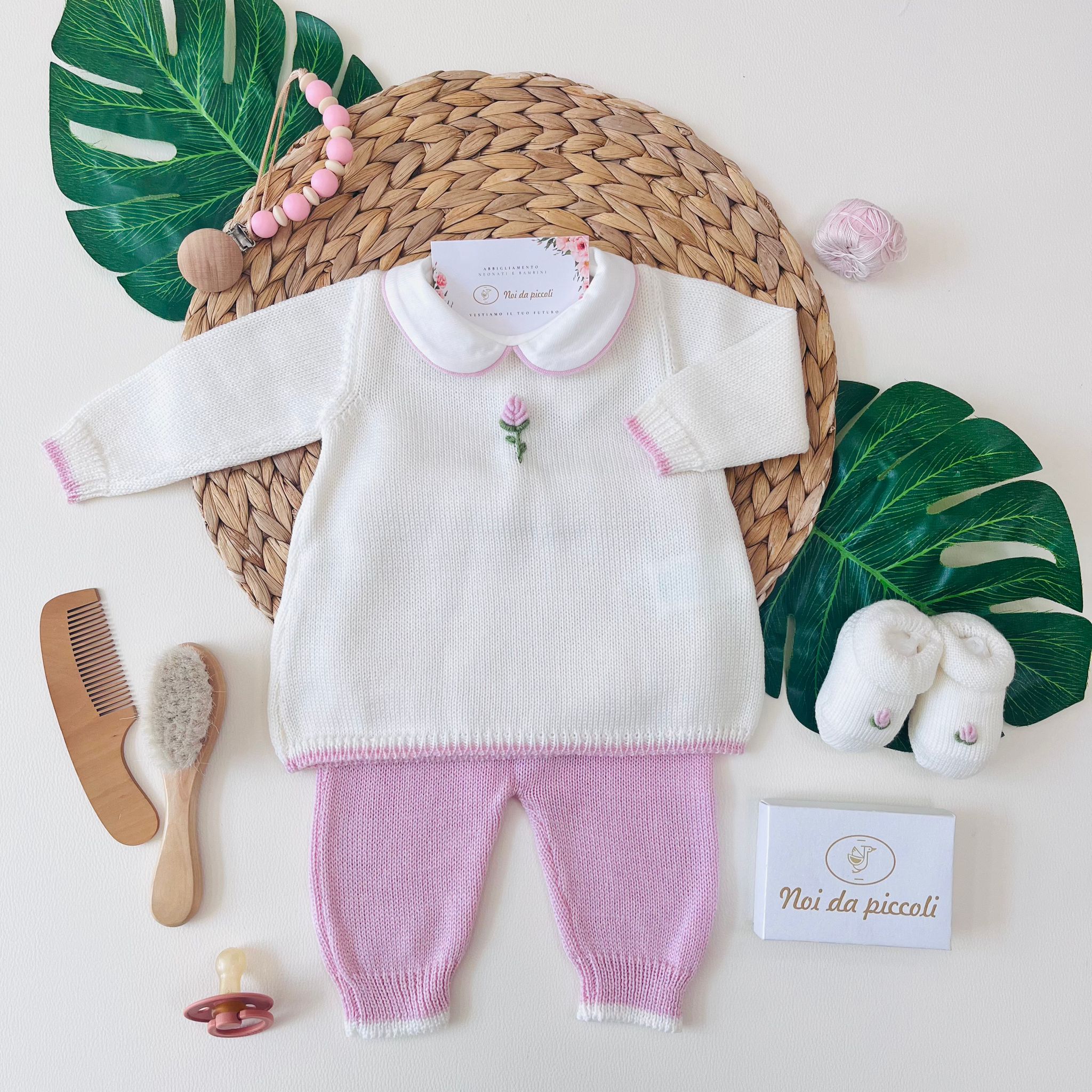 COMPLETO 2 PZ CON BABBUCCE TULIPAN 100% lana merino extrafine PANNA - Noi da piccoli