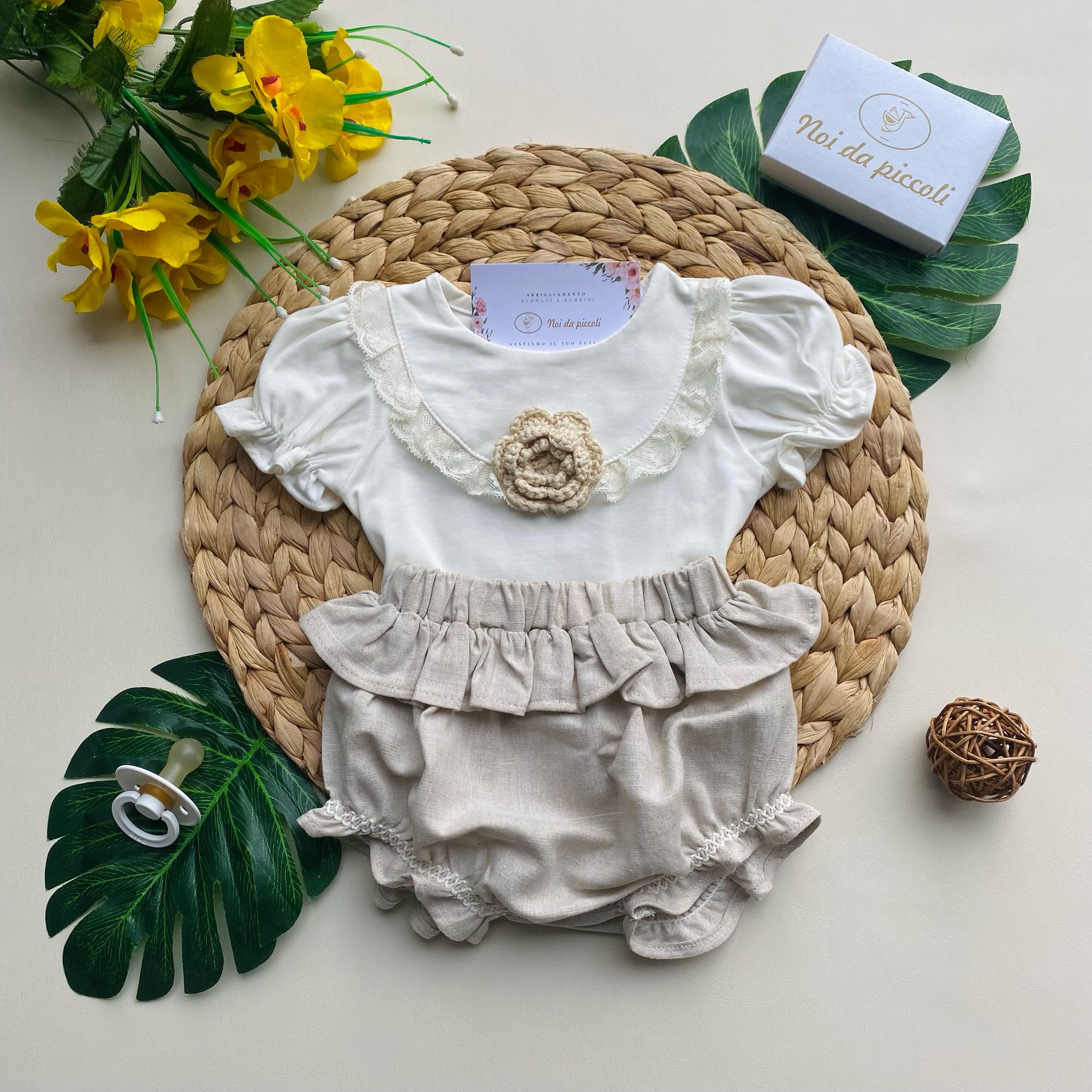 completo 2 pz con magliettina e culottina panna e beige - Noi da piccoli