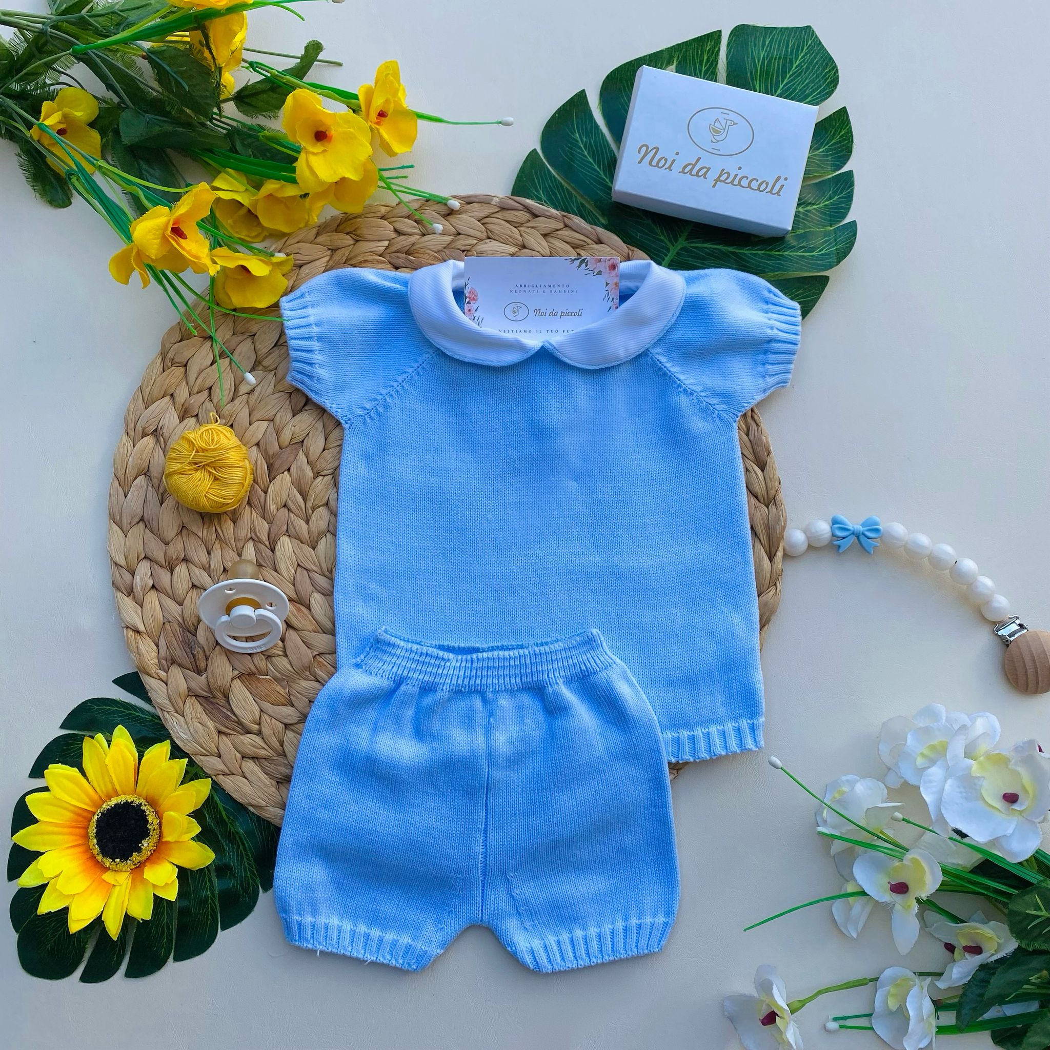 COMPLETO 2 PZ CON PANTALONCINO E MAGLIETTINA CIELO - Noi da piccoli