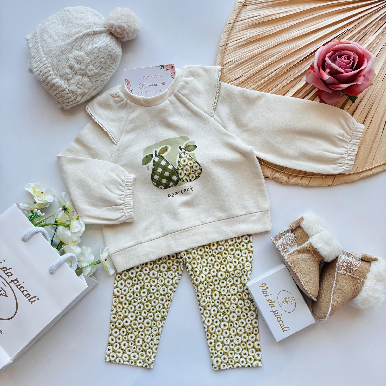 COMPLETO 2 PZ IN CALDO COTONE CON FIORELLINI E DISEGNINI CENTRALI ACEITE - Noi da piccoli