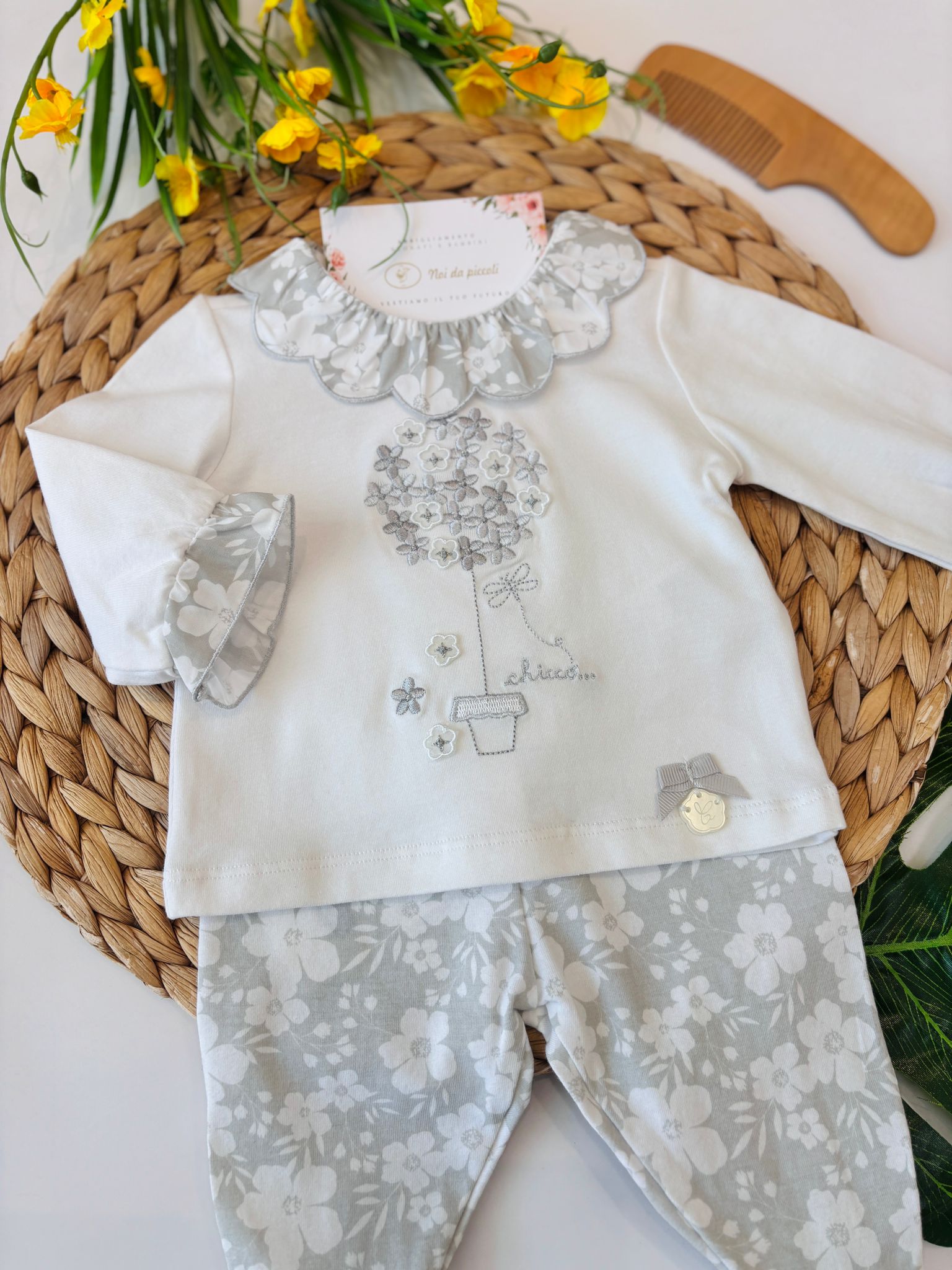 COMPLETO 2 PZ IN COTONE CON FIORELLINI Grigio - Noi da piccoli