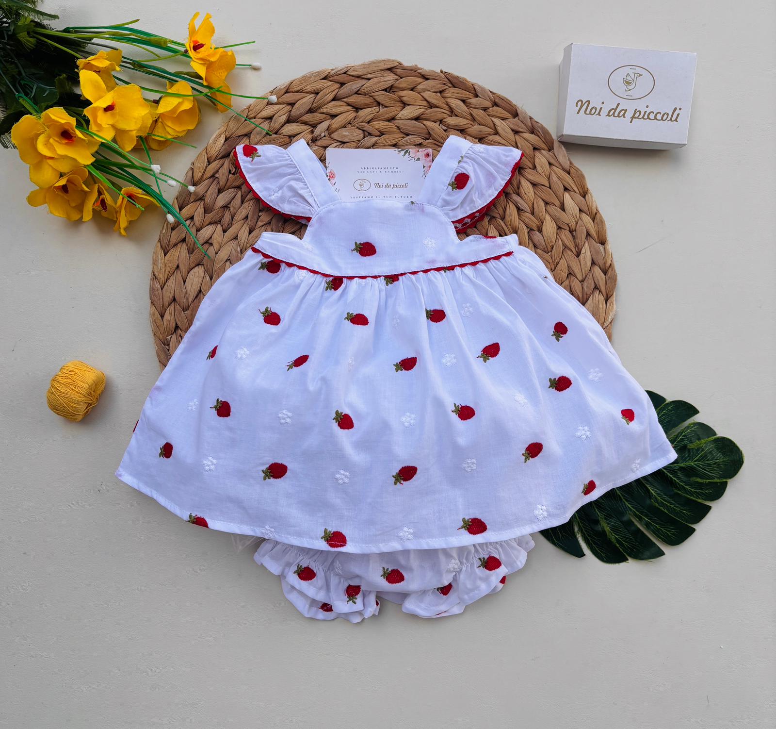 COMPLETO 2 PZ IN COTONE CON FRAGOLINE BIANCO ROSSO - Noi da piccoli