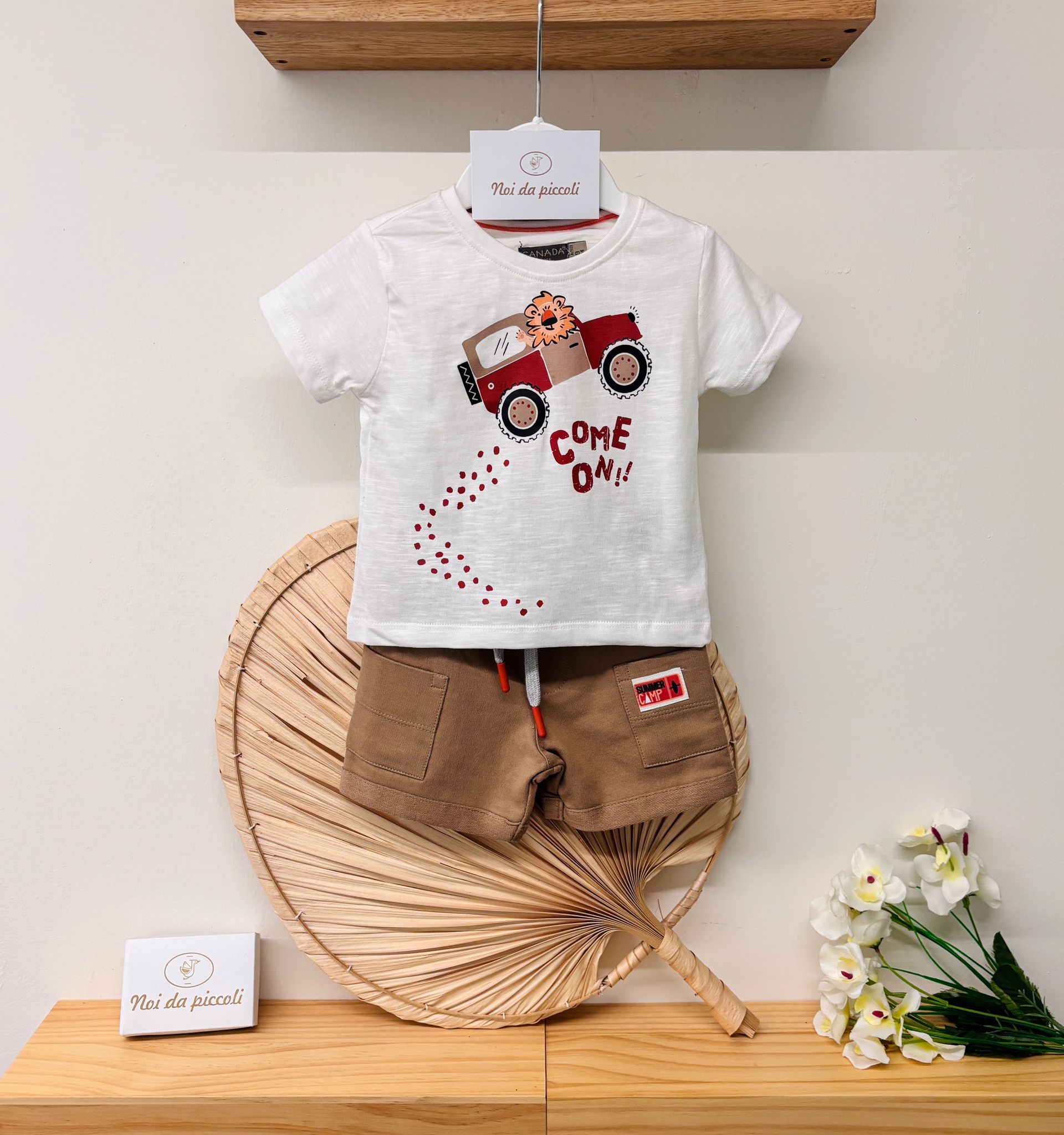 COMPLETO 2 PZ IN COTONE CON LEONE BIANCO MARRONE - Noi da piccoli