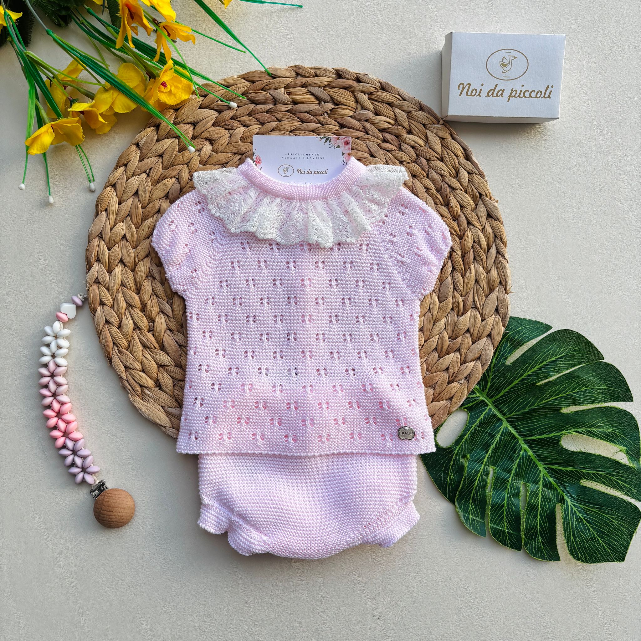 COMPLETO 2 PZ IN COTONE E ACRILICO CON COLLETTO RICAMATO ROSA - Noi da piccoli