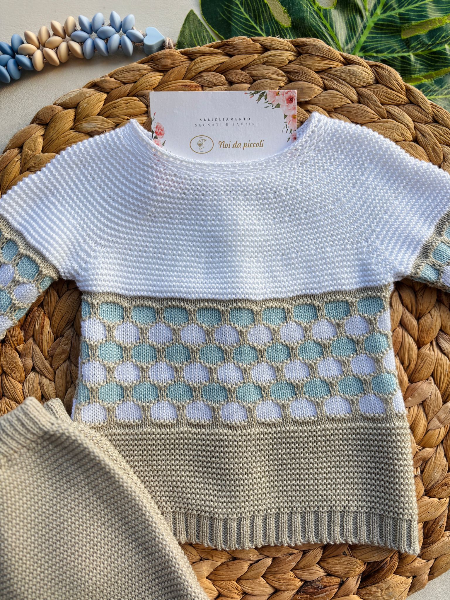 COMPLETO 2 PZ IN COTONE E ACRILICO CON DISEGNINI BEIGE E CIELO - Noi da piccoli