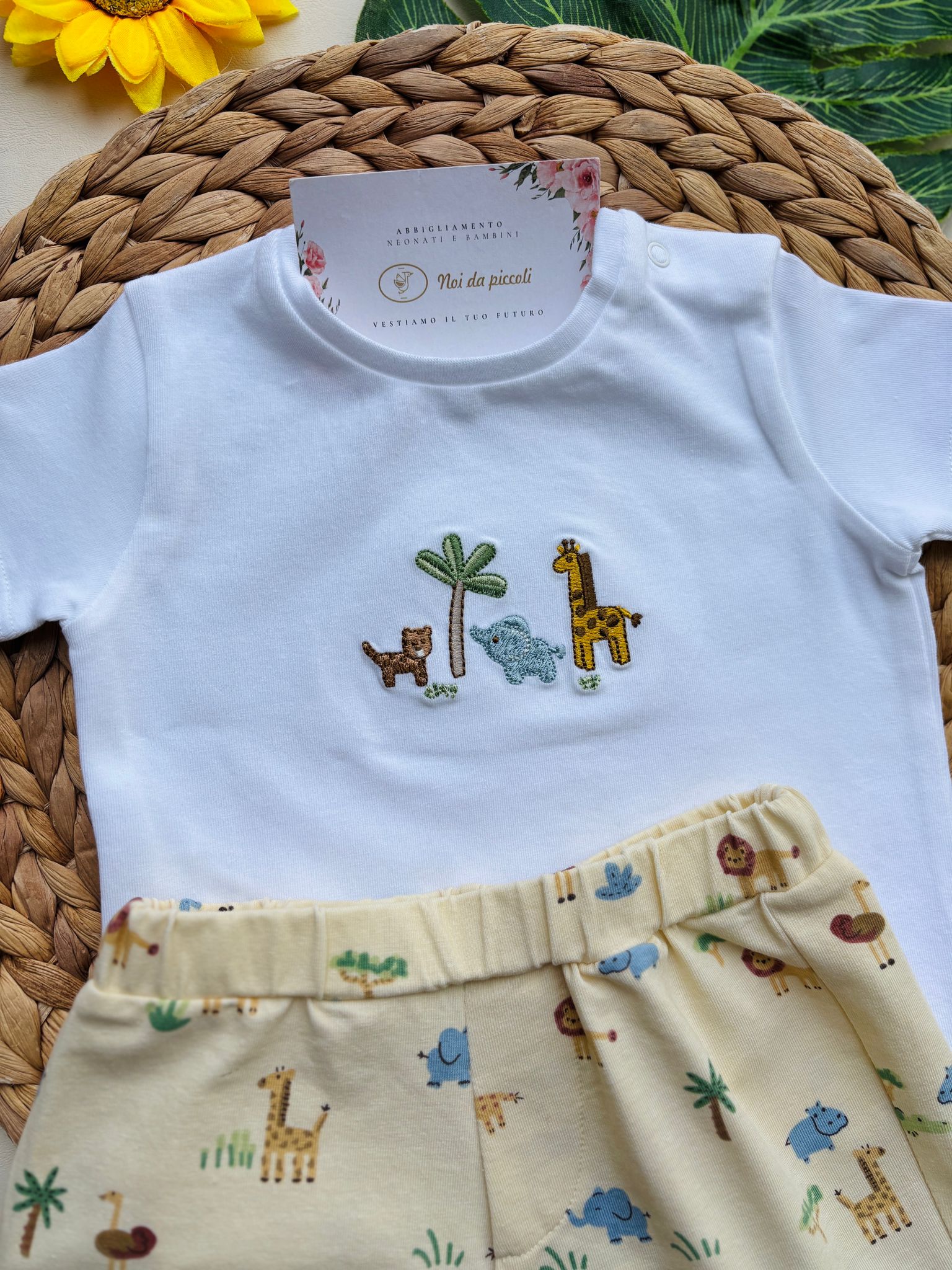 COMPLETO 2 PZ IN COTONE SAFARI BIANCO GIALLO - Noi da piccoli