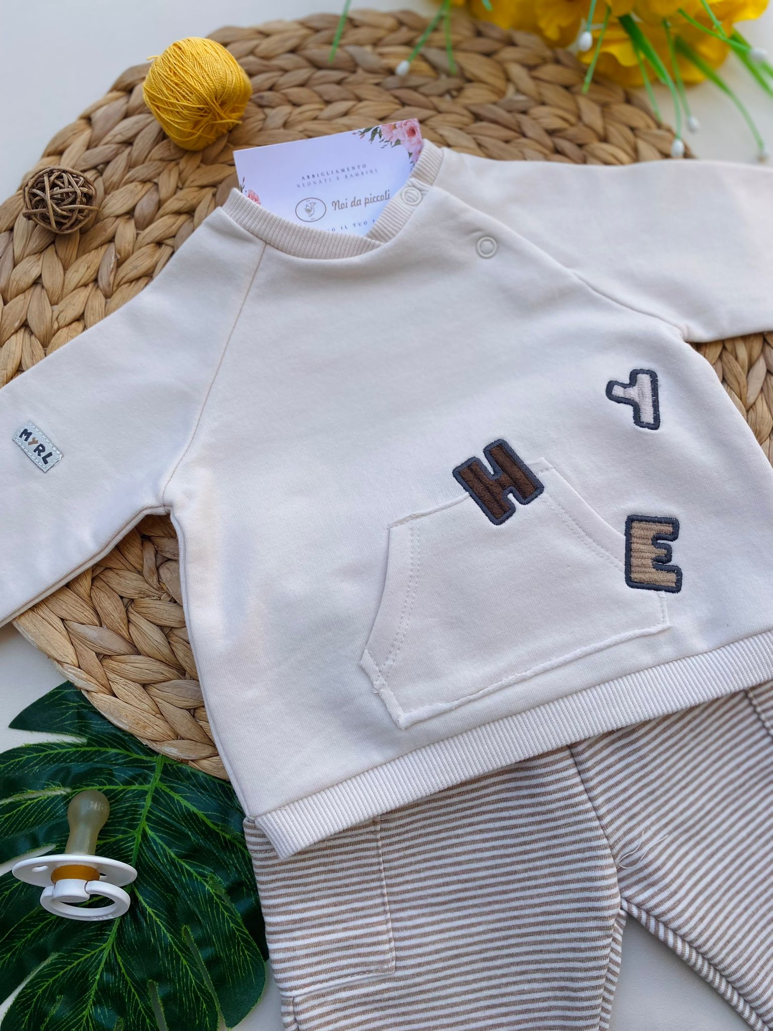 COMPLETO 2 PZ RIGATO BEIGE FILATO CALDO BEIGE - Noi da piccoli