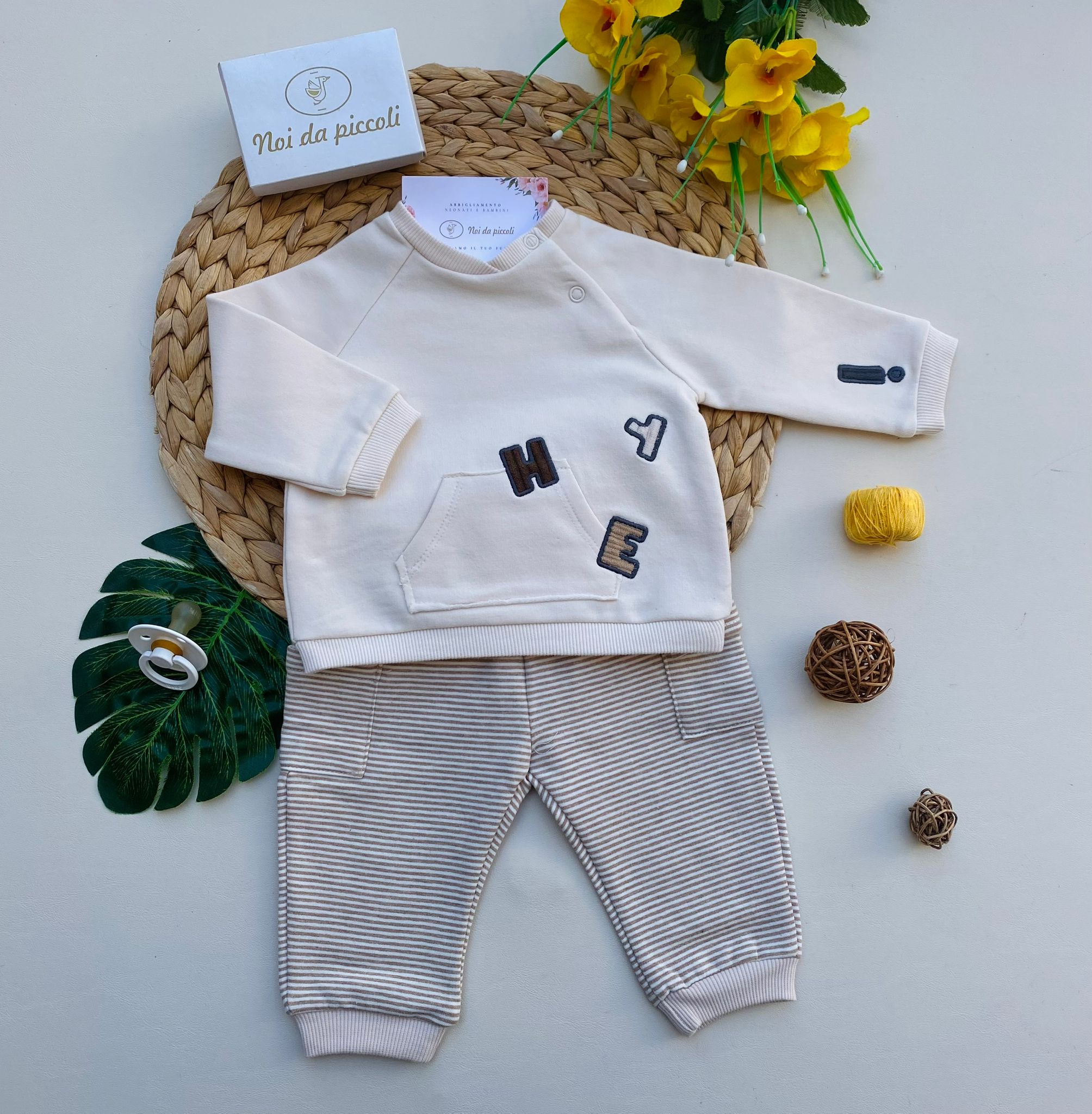 COMPLETO 2 PZ RIGATO BEIGE FILATO CALDO BEIGE - Noi da piccoli