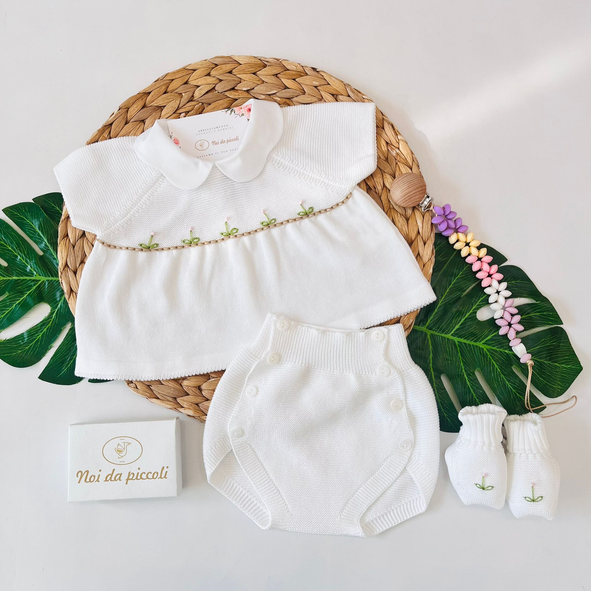 COMPLETO 2PZ CON BABBUCCE 100% FILO DI COTONE BIANCO - Noi da piccoli