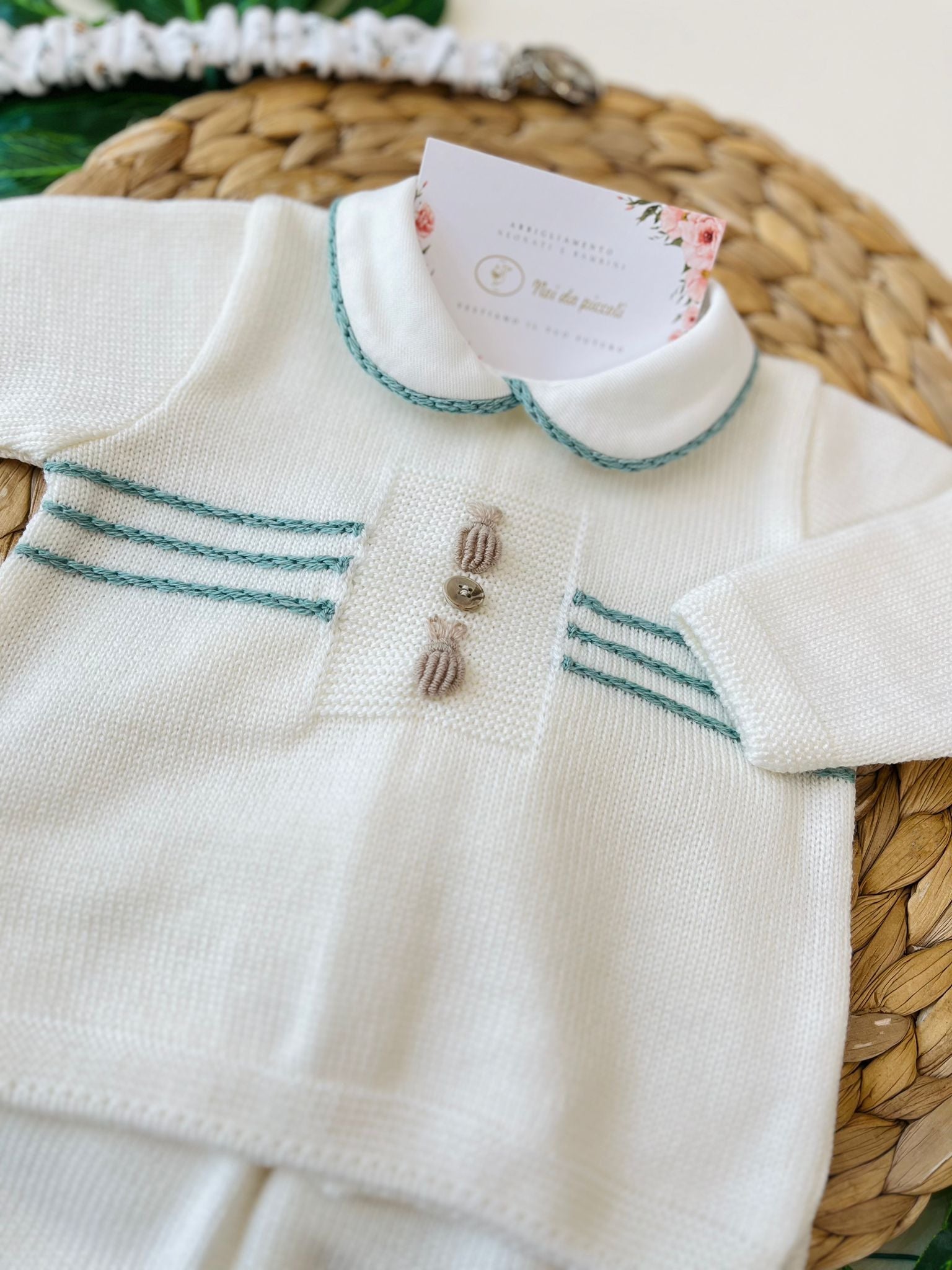 COMPLETO 2PZ CON BABBUCCE 100% LANA VANIGLIA VERDE SALVIA - Noi da piccoli