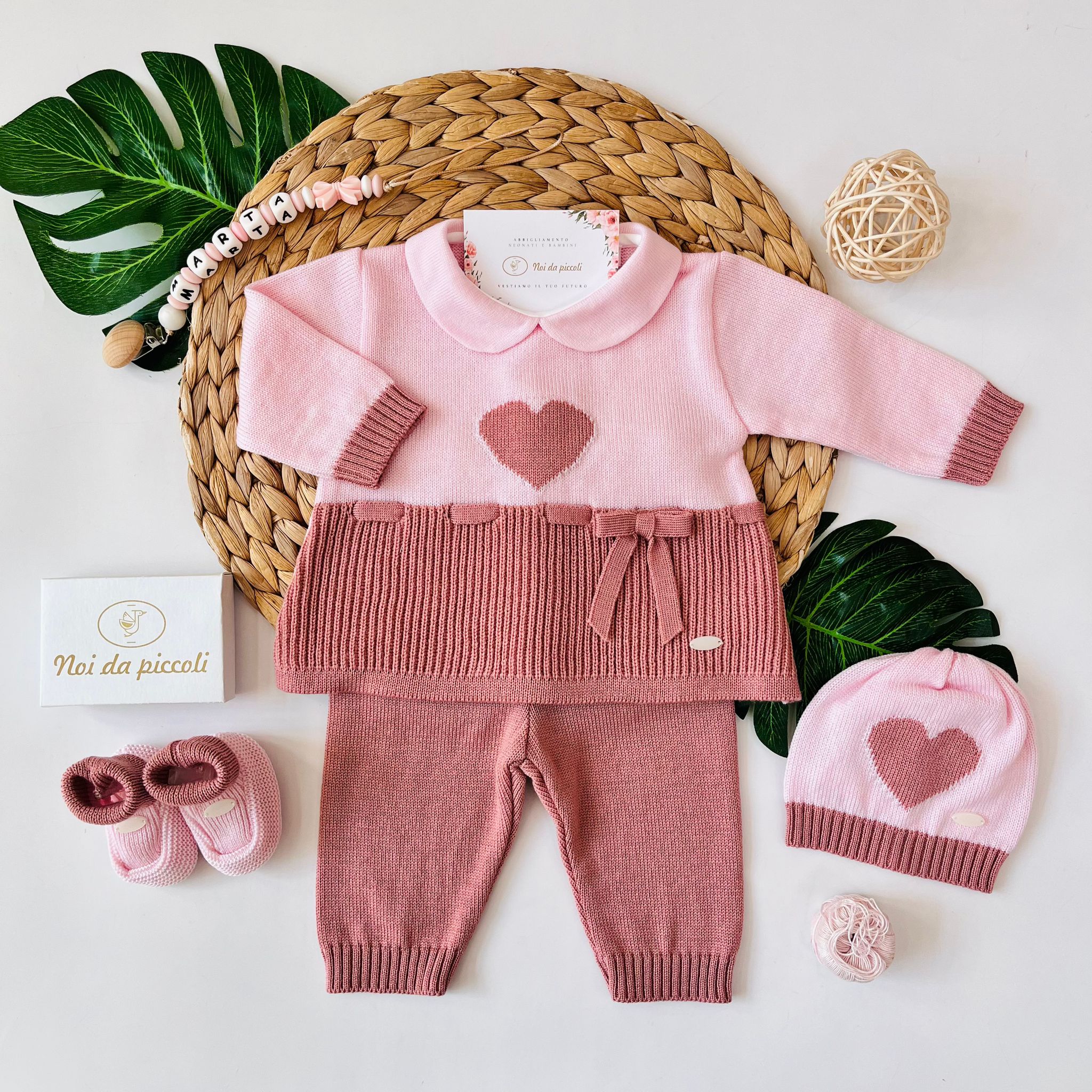 COMPLETO 2PZ CON PARURE 100% LANA MALVA - Noi da piccoli