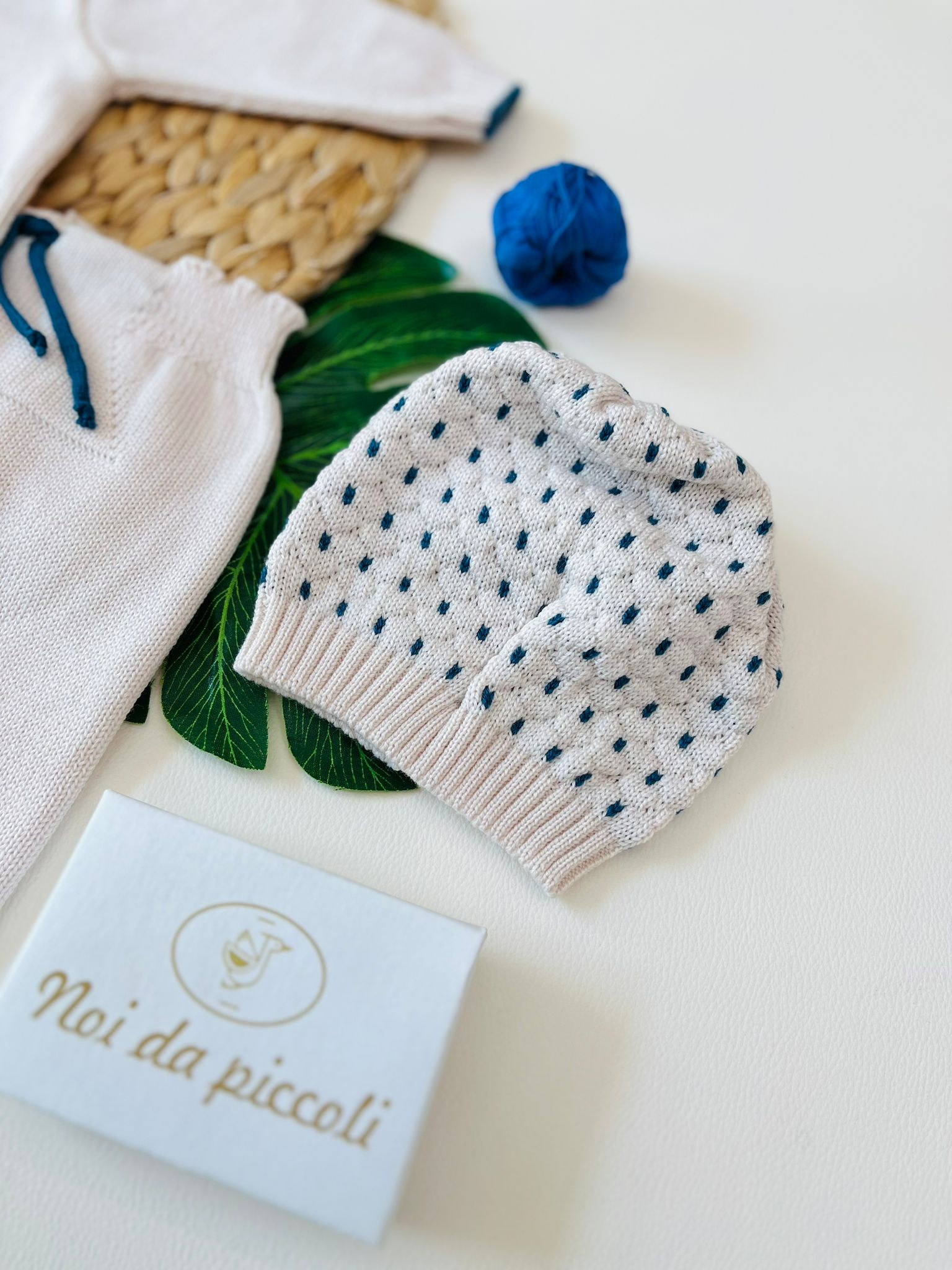 COMPLETO 2PZ CON PARURE 100% LANA NATURALBIO ZAFFIRO - Noi da piccoli