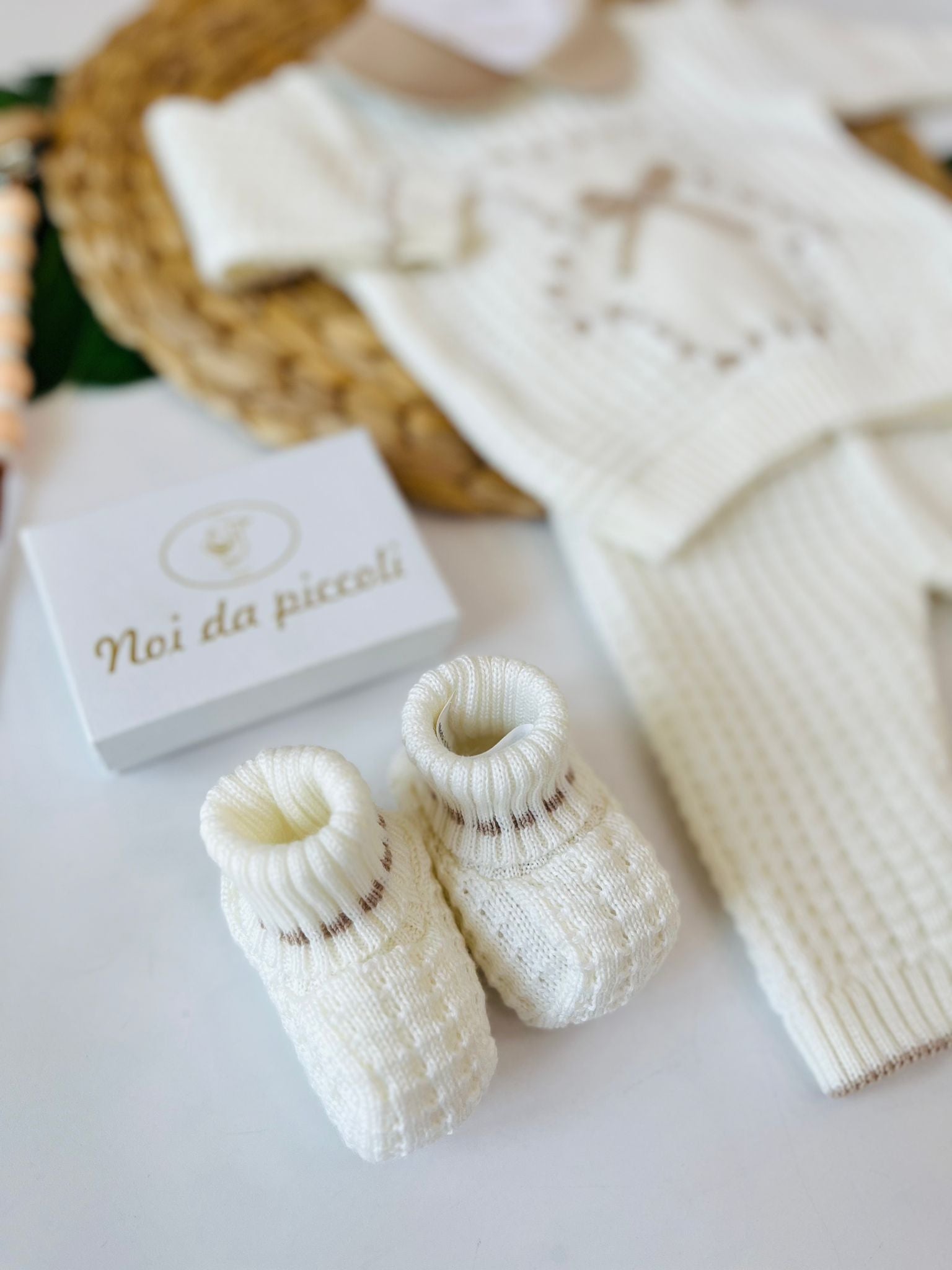 COMPLETO 2PZ CON PARURE ORSO 100% LANA VANIGLIA CAMMELLO - Noi da piccoli