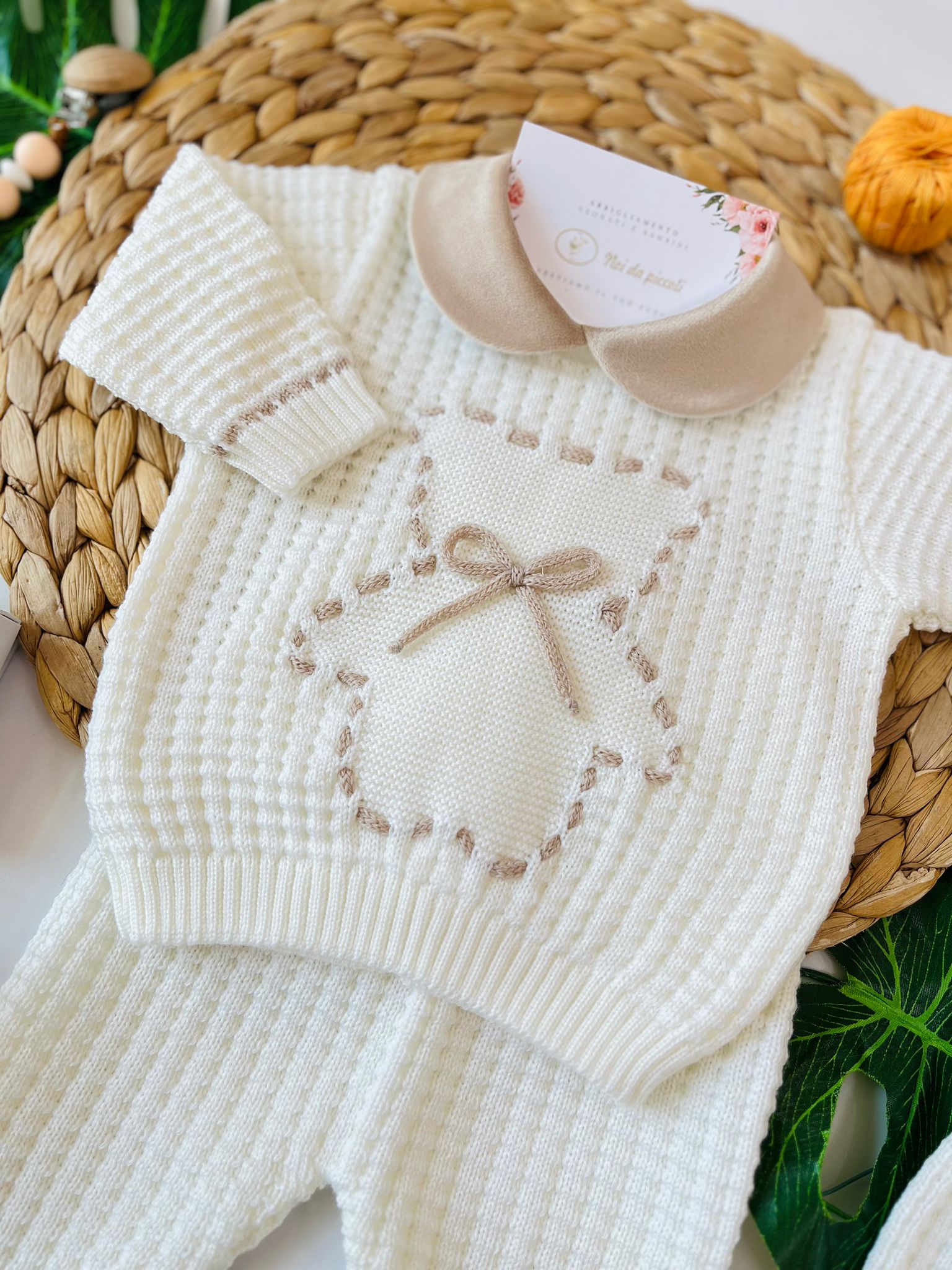 COMPLETO 2PZ CON PARURE ORSO 100% LANA VANIGLIA CAMMELLO - Noi da piccoli