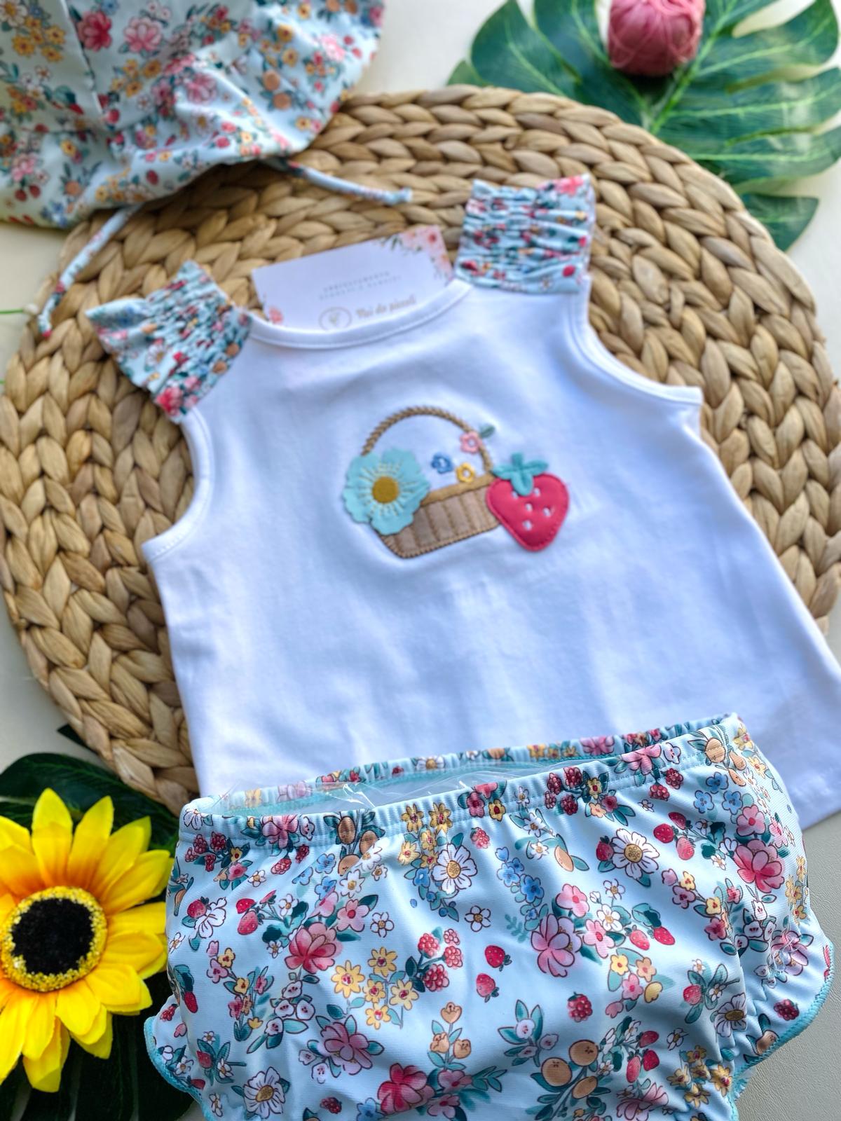 COMPLETO 3 PZ CON CULOTTINA VERDE A FIORELLINI,MAGLIETTINA BIANCA E CAPPELLINO ABBINATO - Noi da piccoli