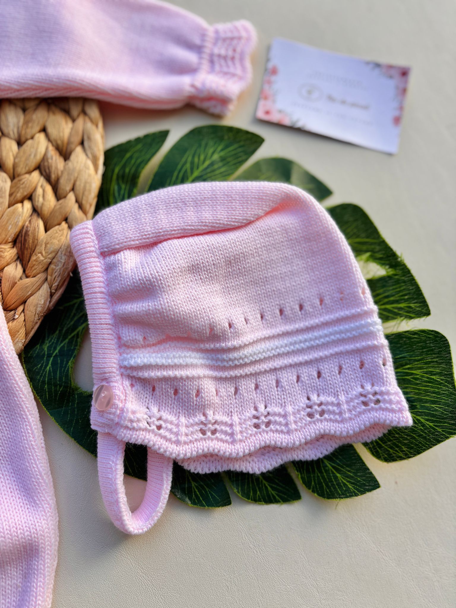 COMPLETO 3 PZ FIOCCO E PONPOM FILATO CALDO ROSA BABY - Noi da piccoli