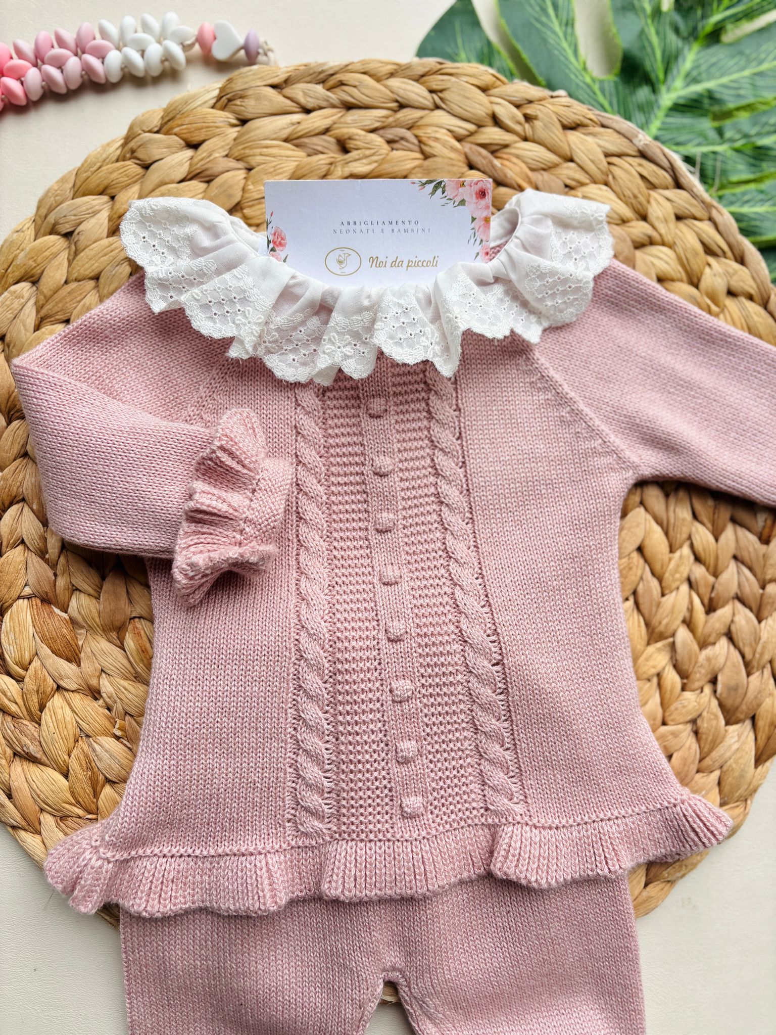 COMPLETO 3 PZ IN COTONE E ACRILICO CON COLLETTO BIANCO A FIORELLINI MAQUILLAJE - Noi da piccoli