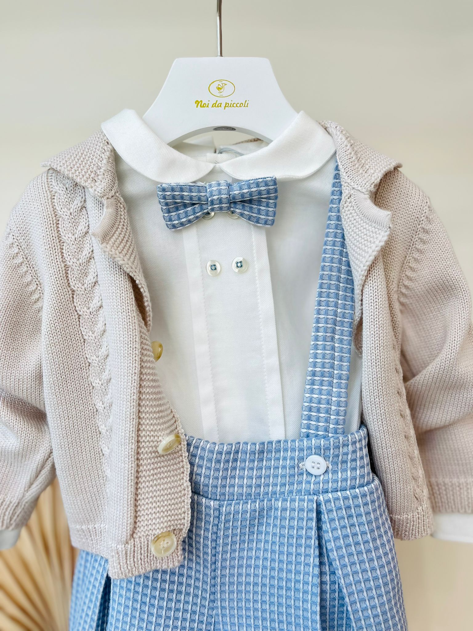 COMPLETO 4 PZ CERIMONIALE A QUADRATINI CIELO BEIGE - Noi da piccoli