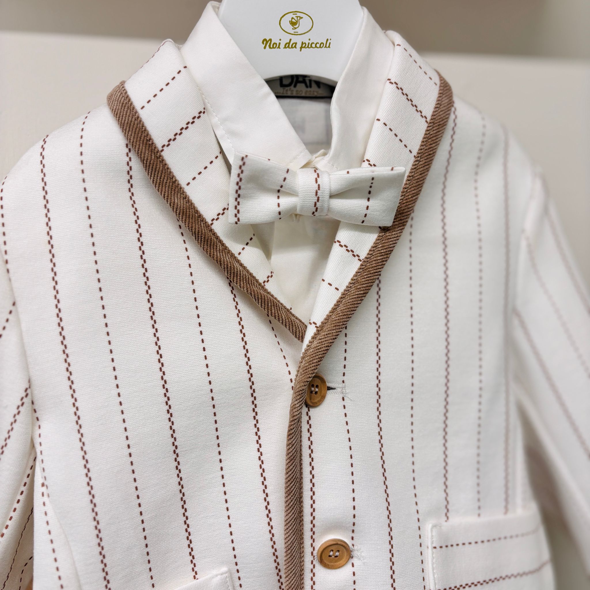 COMPLETO 4 PZ CERIMONIALE A RIGHE PANNA E BEIGE - Noi da piccoli