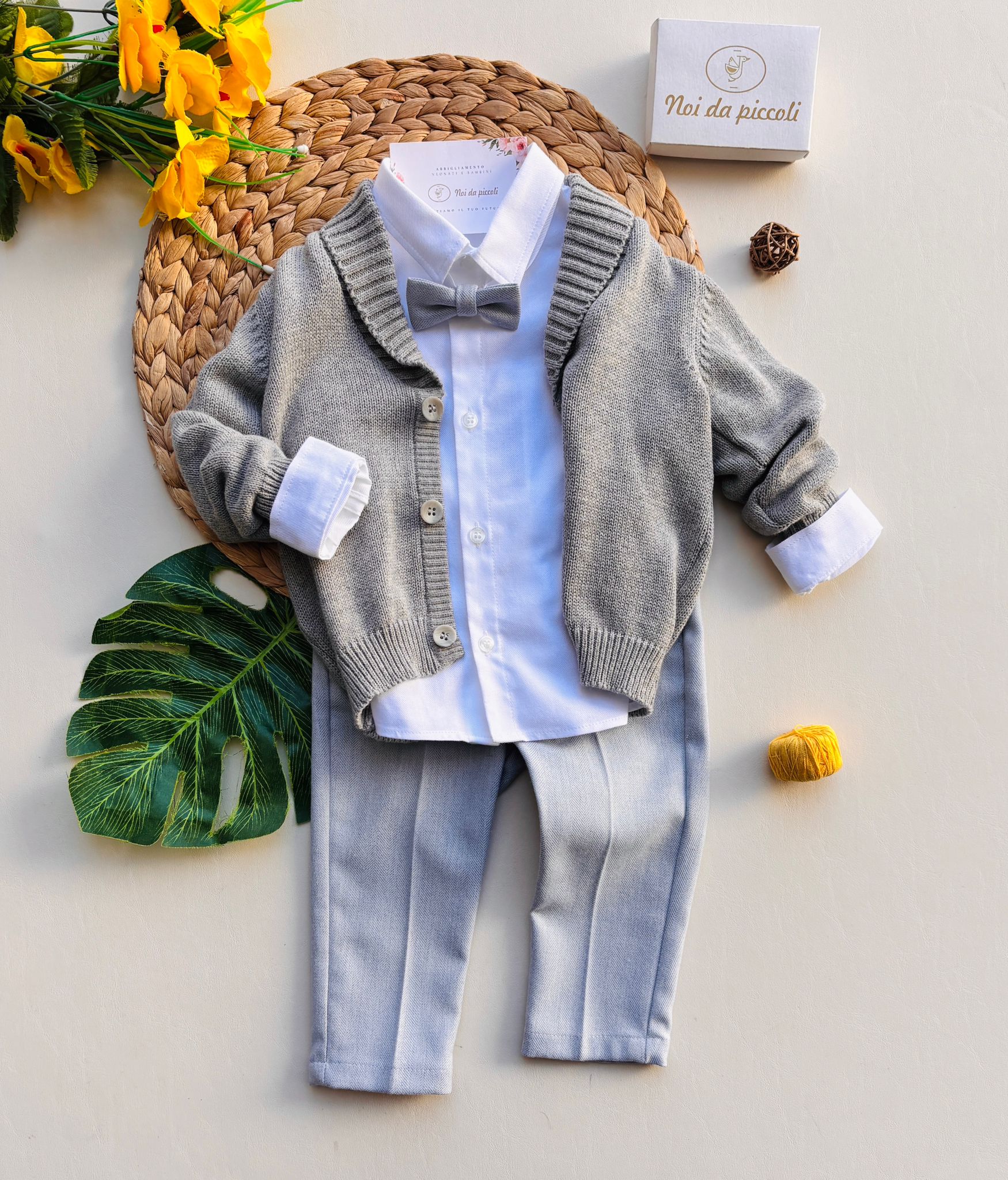 COMPLETO 4 PZ CERIMONIALE CON BOTTONCINI GRIGIO GRIS - Noi da piccoli