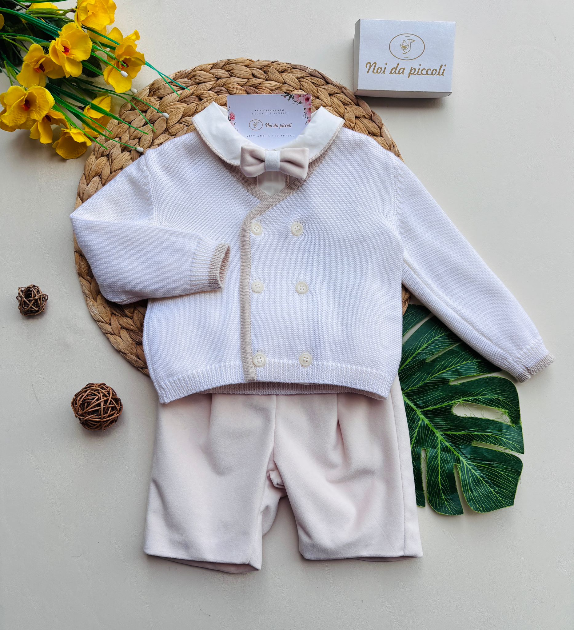 COMPLETO 4 PZ CERIMONIALE CON DISEGNINI CREMA - Noi da piccoli