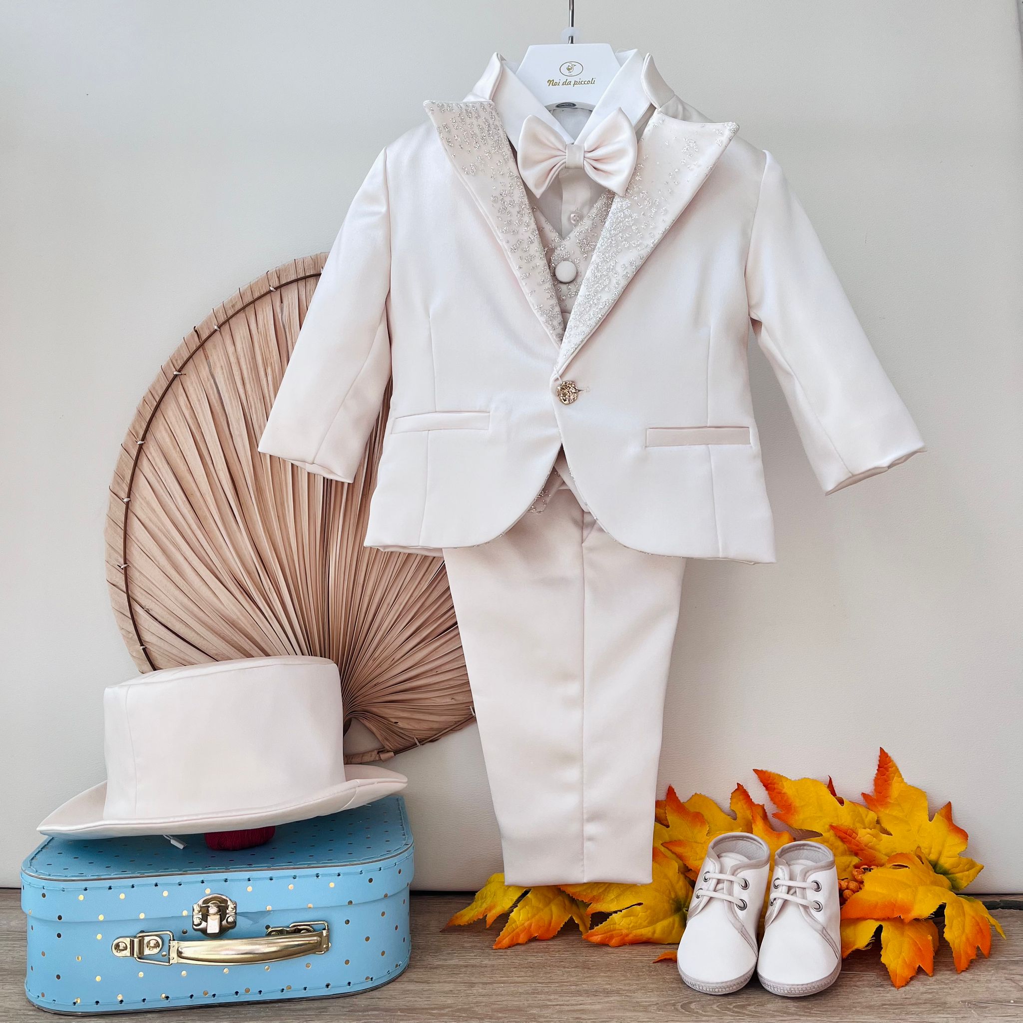 COMPLETO 5 PZ CERIMONIALE CON BRILLANTINI CREMA - Noi da piccoli