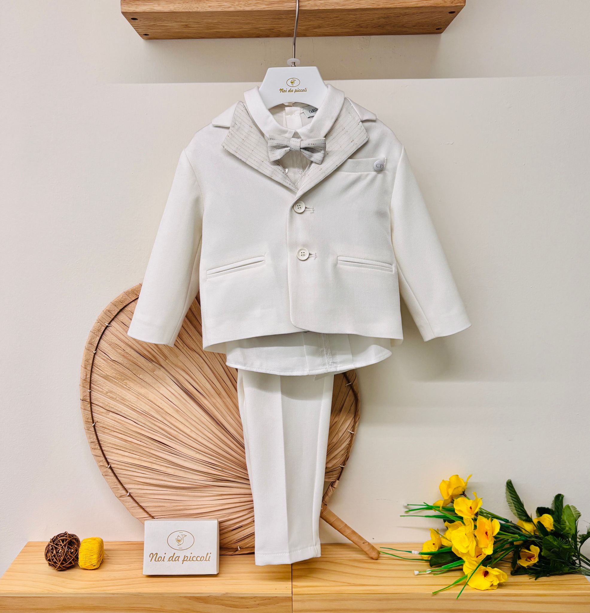 COMPLETO 5 PZ CERIMONIALE CON BRILLANTINI ORO PANNA - Noi da piccoli