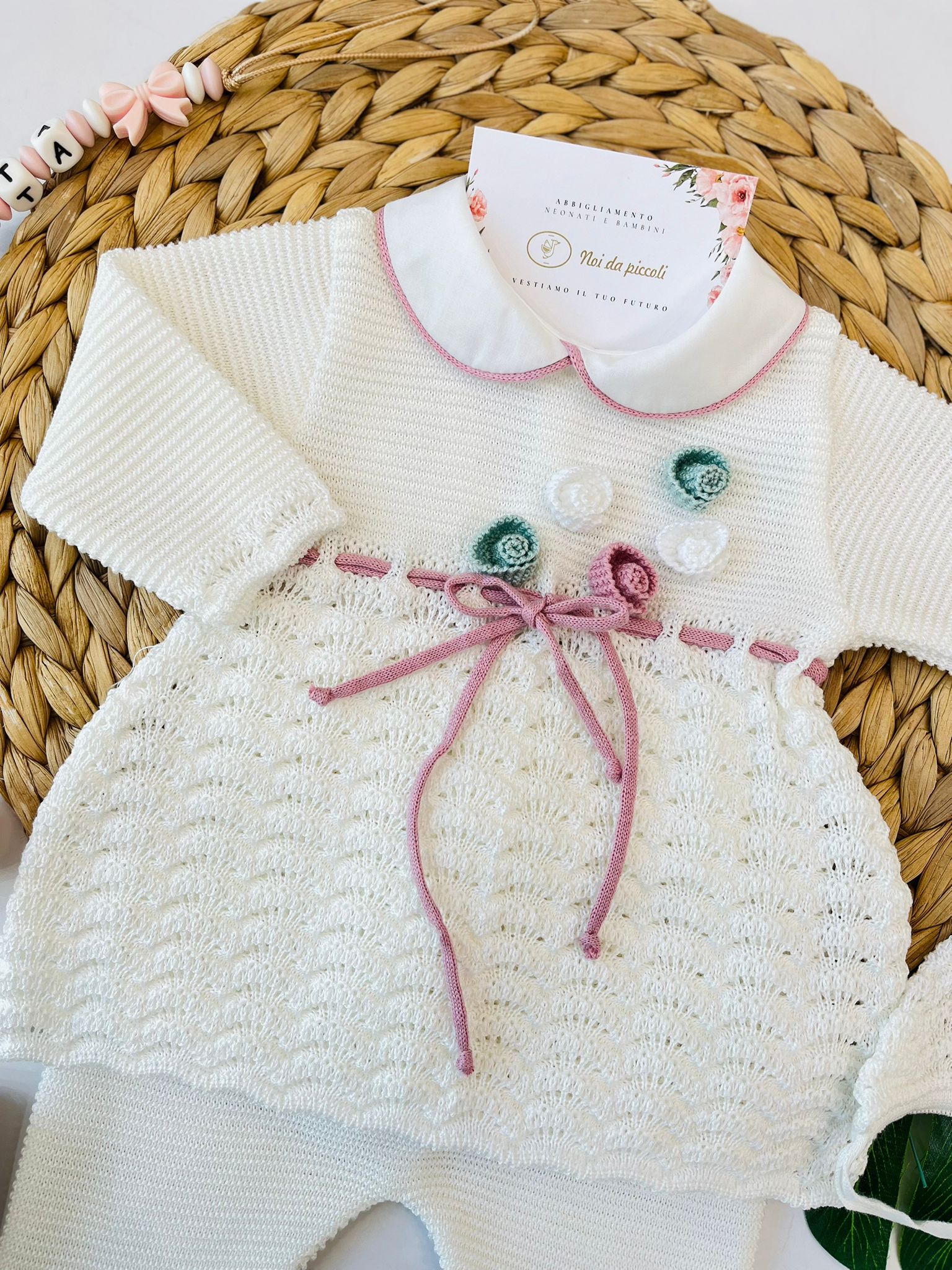 COMPLETO CON BABBUCCE 100% FILO DI COTONE VANIGLIA MULTICOLOR - Noi da piccoli