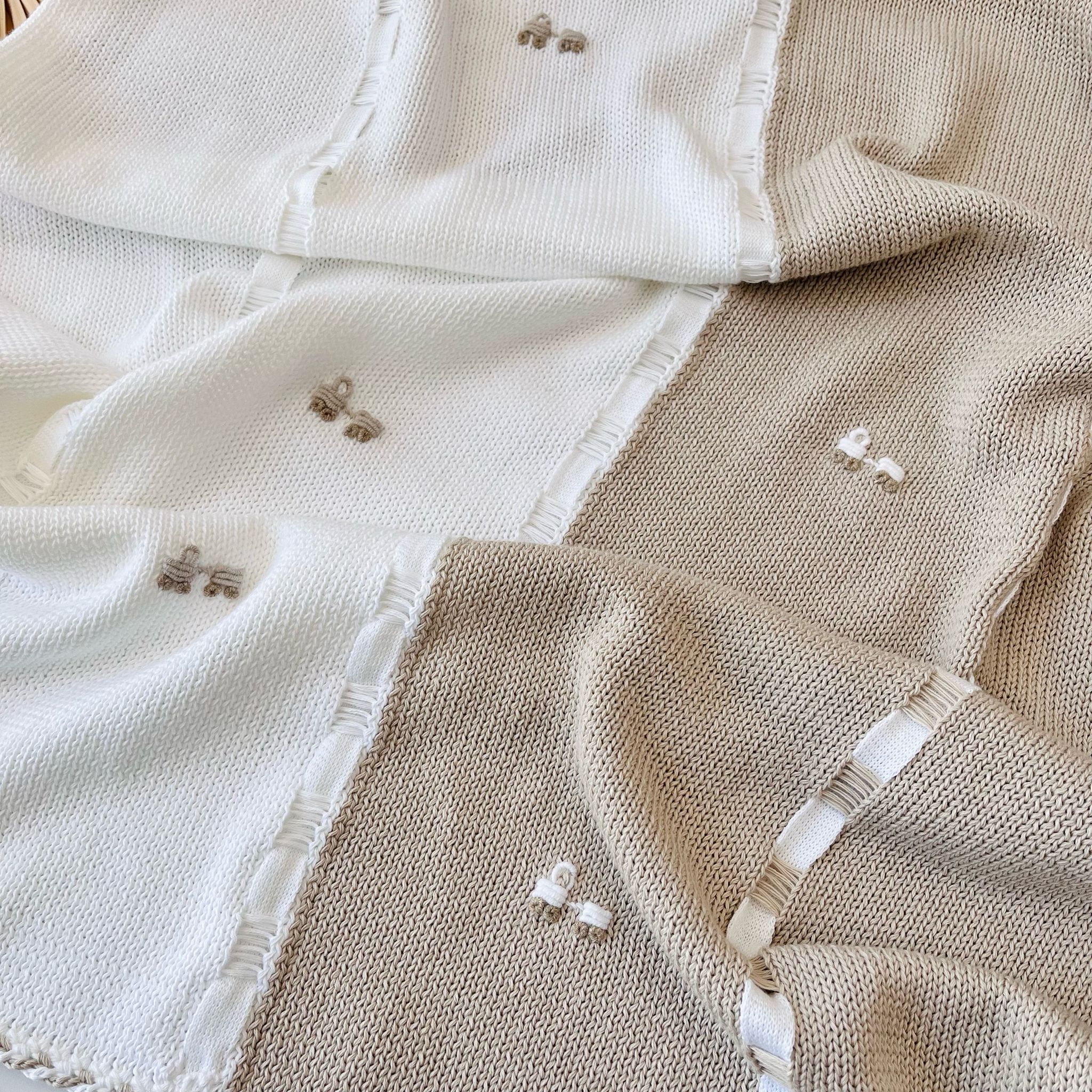 COORDINATO REALIZZATO A MANO 100% FILO DI COTONE Bianco - Noi da piccoli