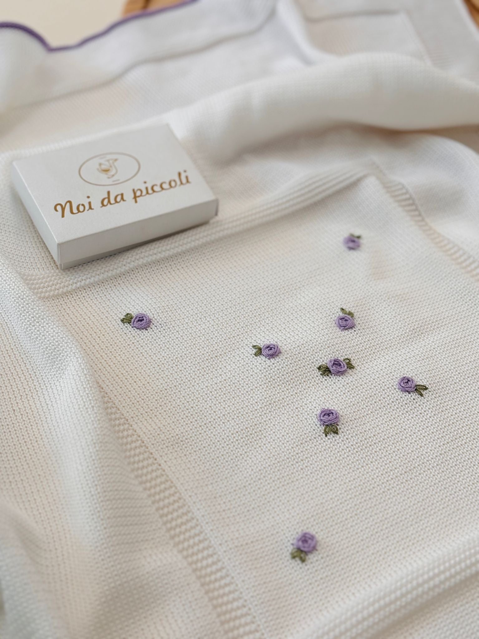COPERTINA 100% FILO DI COTONE ROSELLINE DI LILLA' - Noi da piccoli