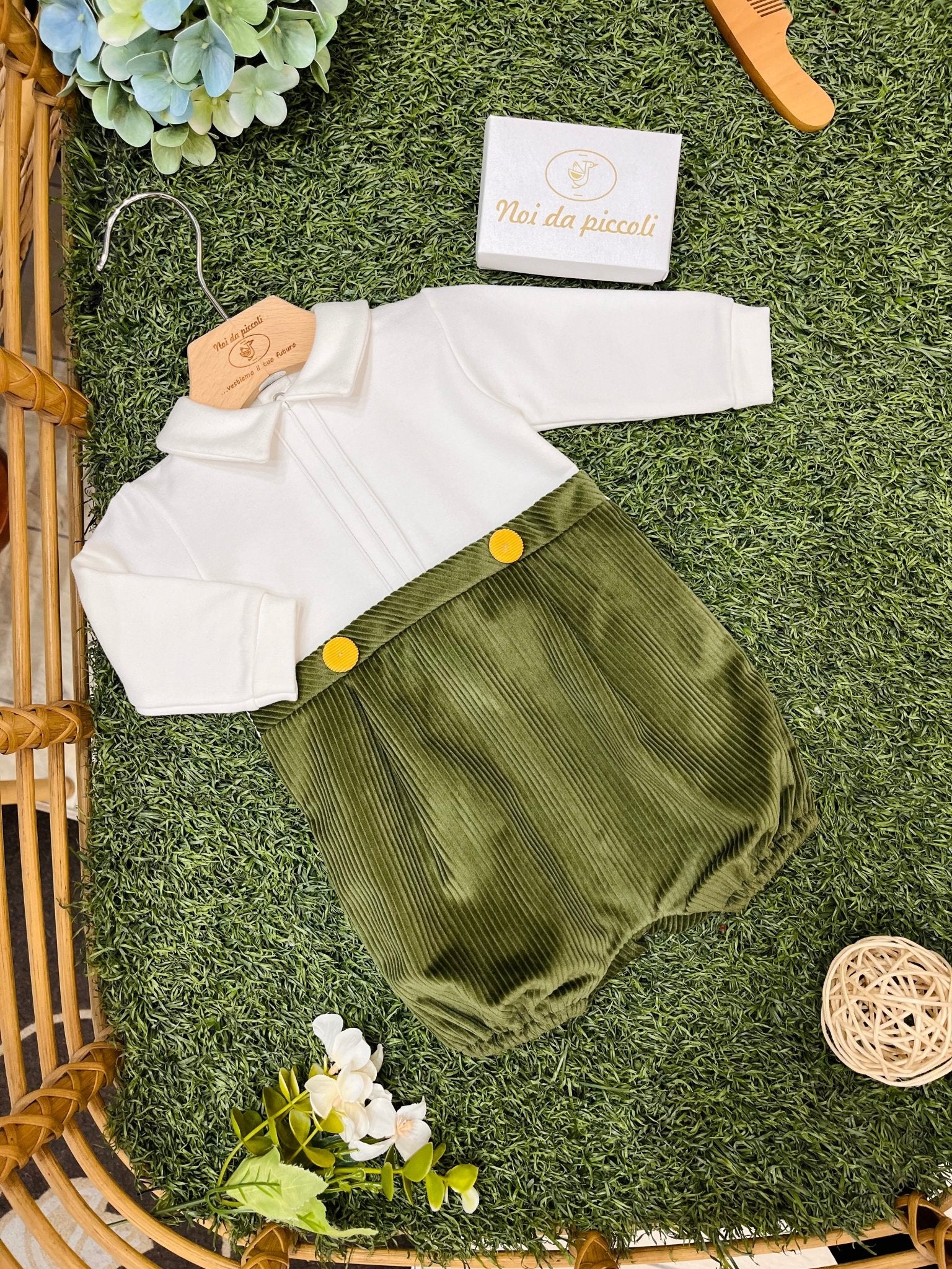 COPERTINA CON PAGLIACCETTO VERDE VELLUTO - Noi da piccoli