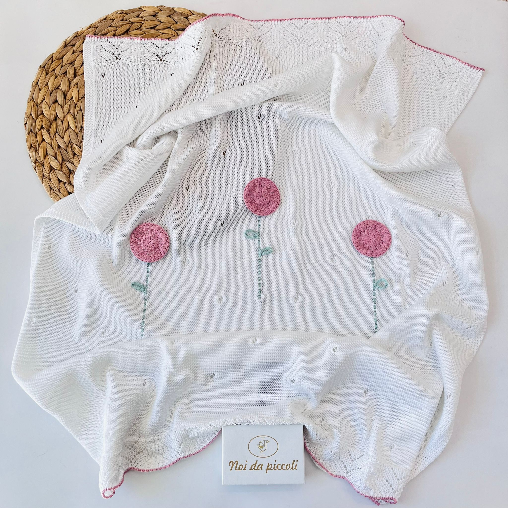 COPERTINA FIORI 3D 100% FILO DI COTONE BIANCO MELOGRANO - Noi da piccoli