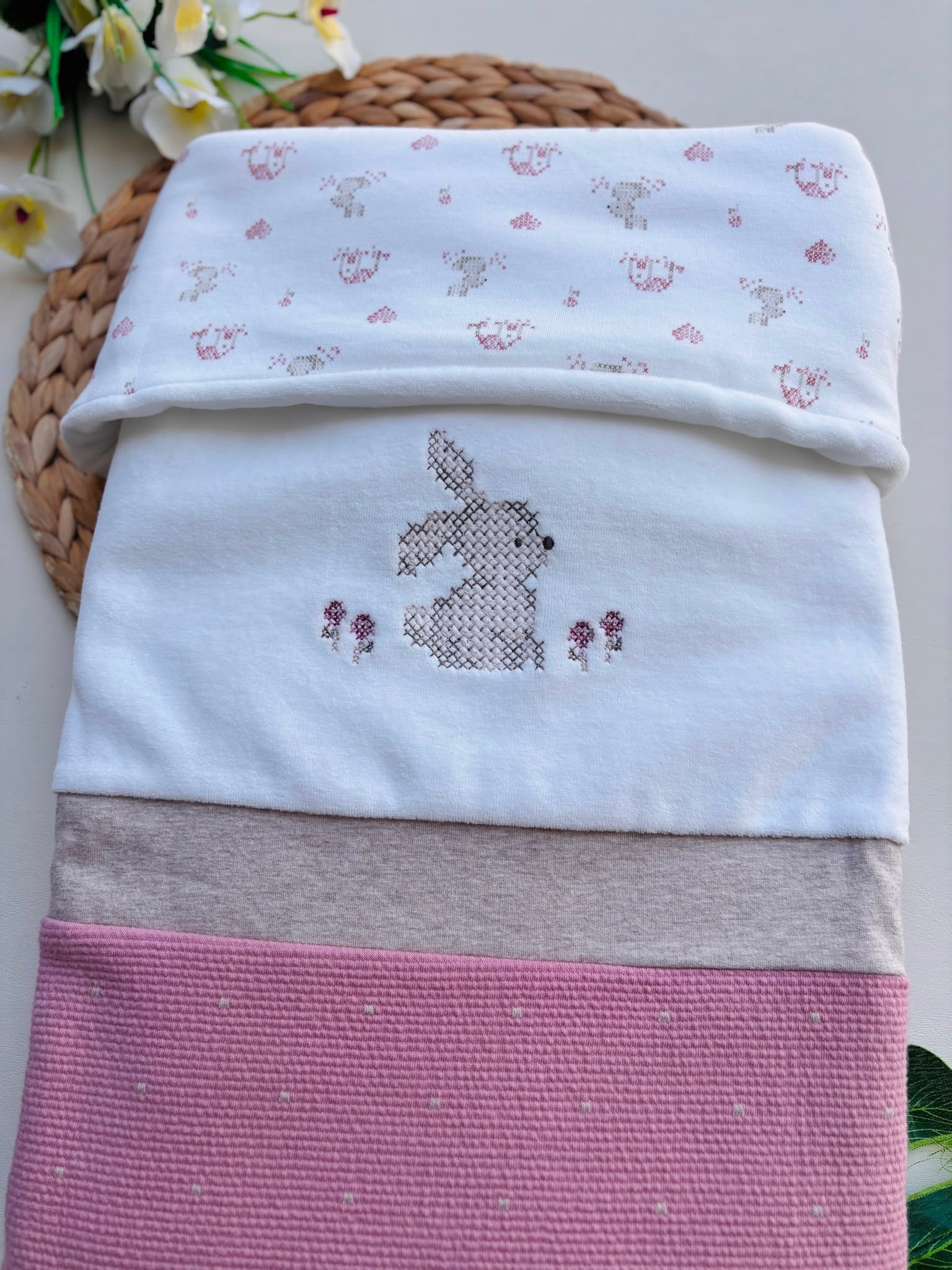 COPERTINA IN CINIGLIA CON CONIGLIETTO BIANCO ROSA - Noi da piccoli