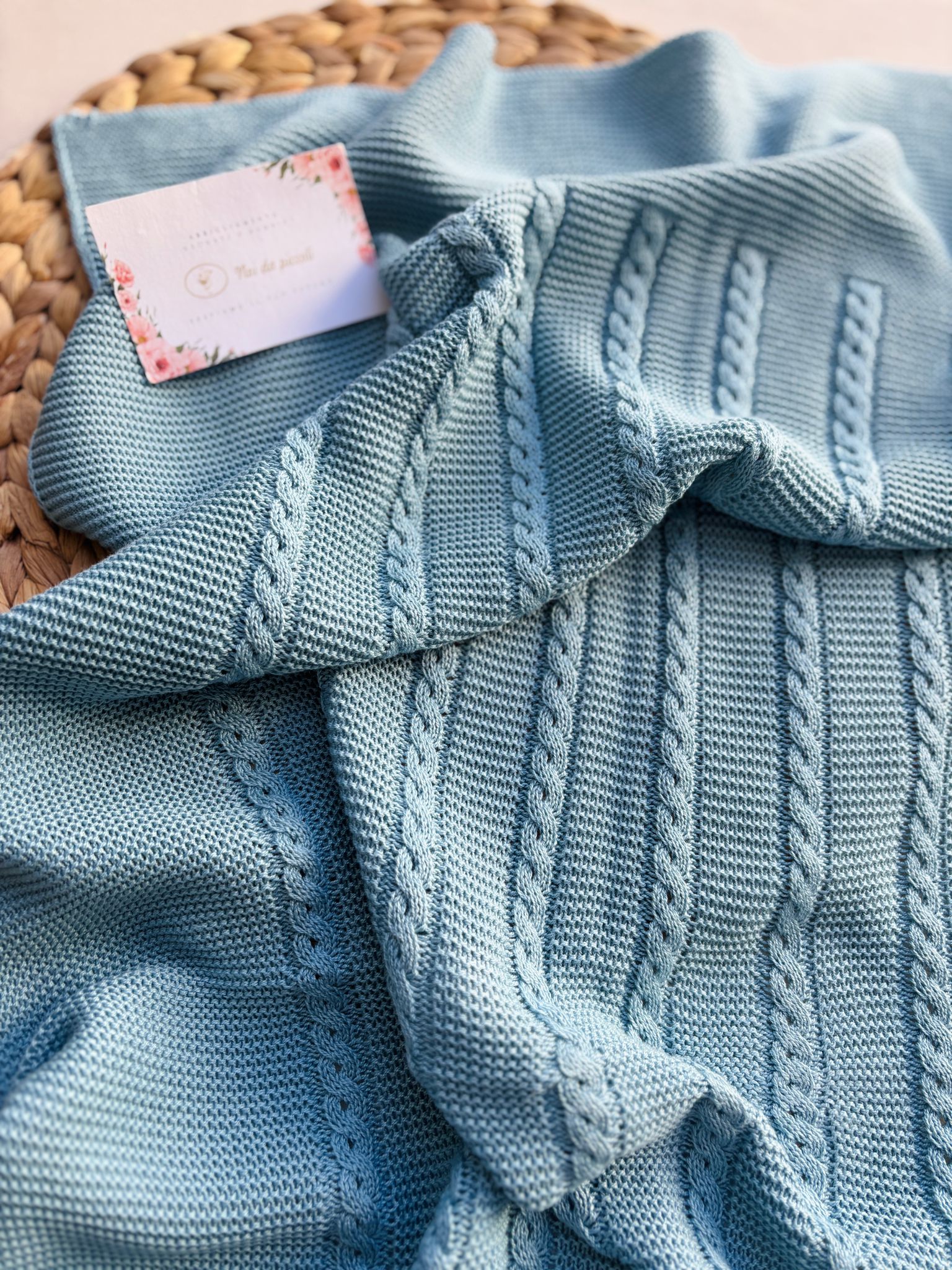 COPERTINA IN COTONE CON RICAMI AD INTRECCIO NUBE - Noi da piccoli