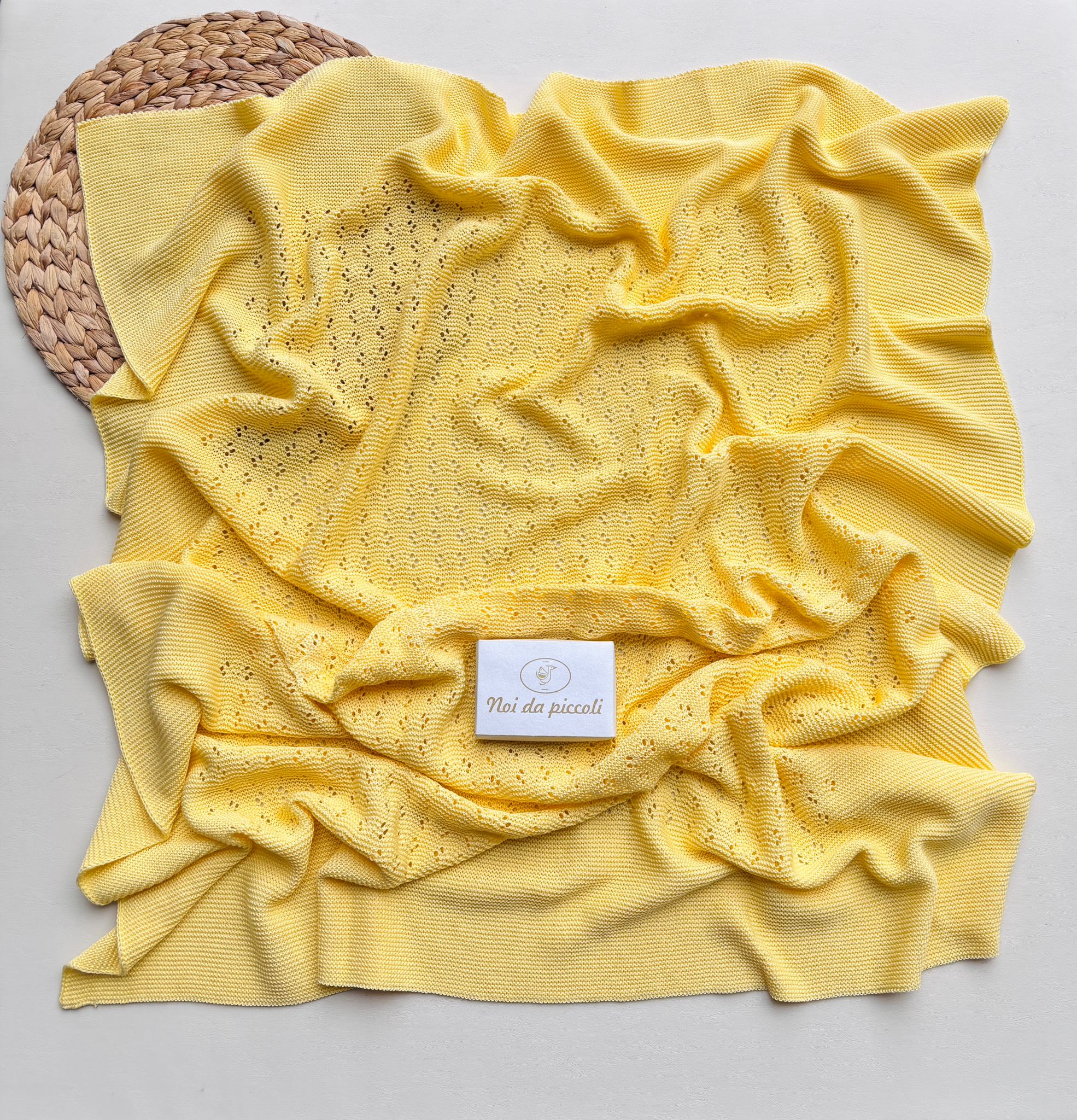 COPERTINA IN COTONE CON RICAMI AMARILLO - Noi da piccoli