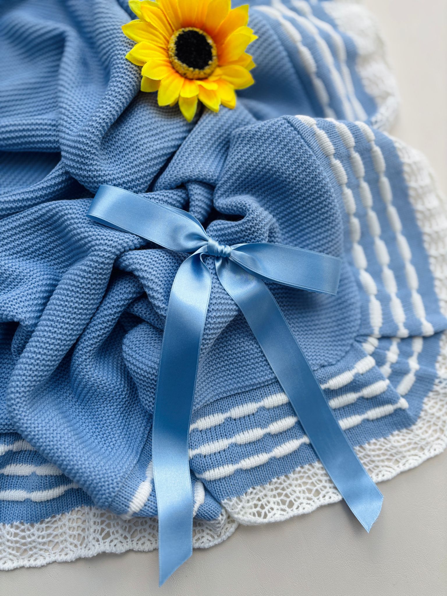 COPERTINA IN FILATO CALDO CIELO - Noi da piccoli