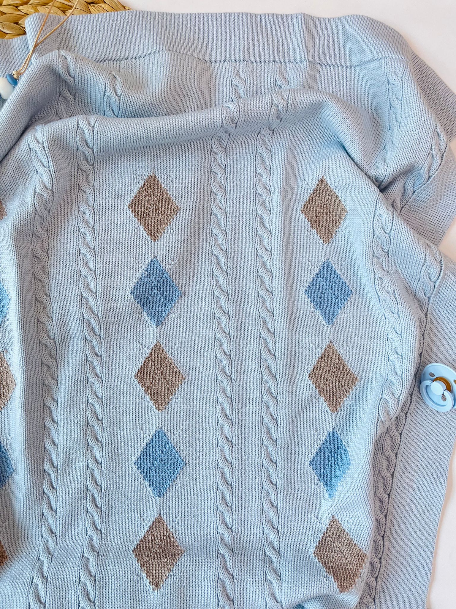 COPERTINA INTRECCIO 100% LANA CIELO TORTORA POLVERE - Noi da piccoli