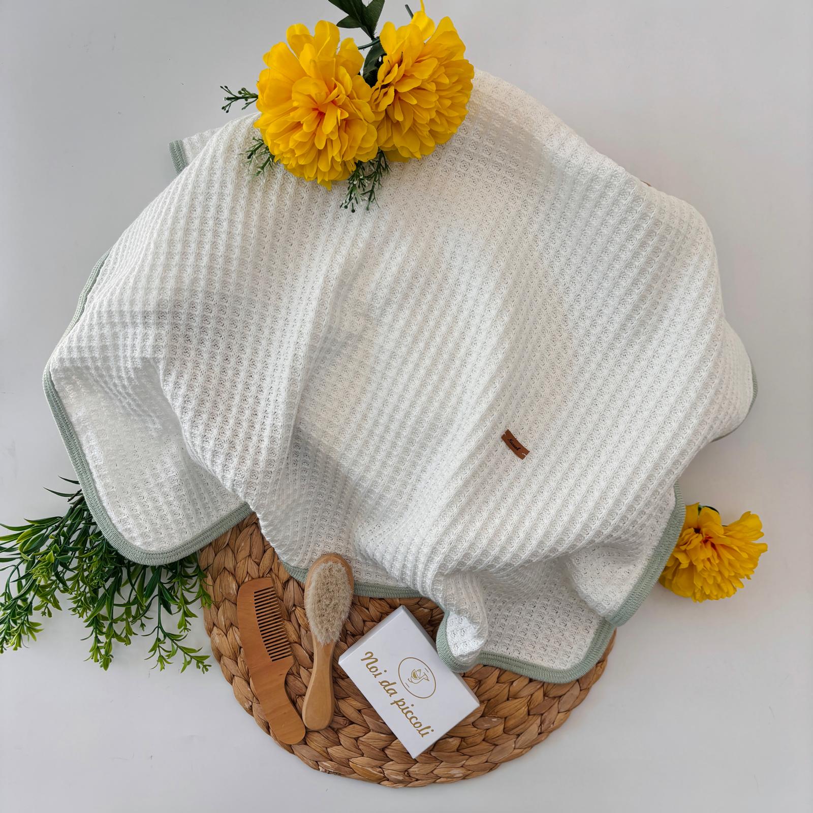 COPERTINA NIDO D'APE BORDINO VERDE - Noi da piccoli