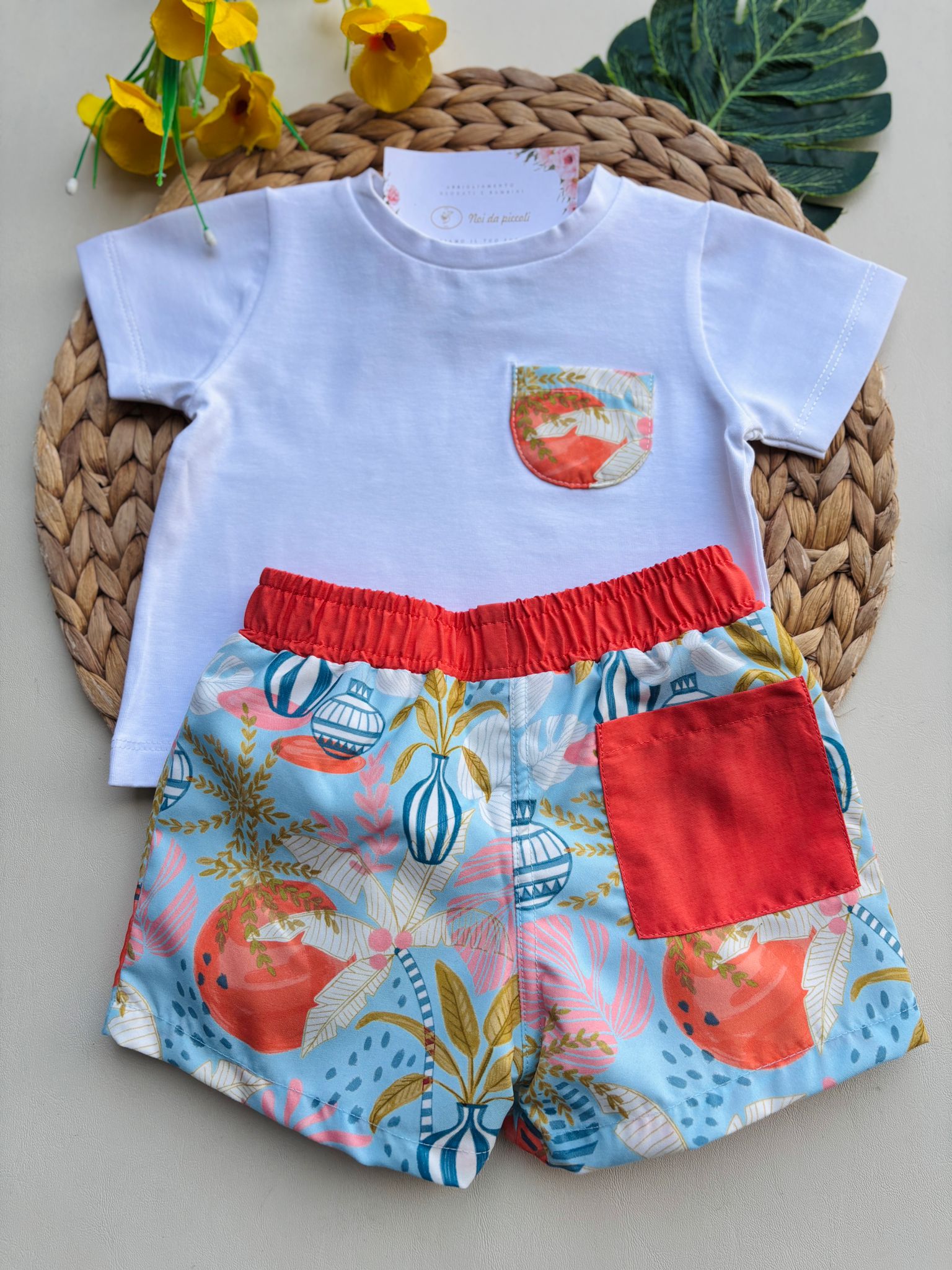 COSTUME CON MAGLIETTINA IN COTONE BIANCO - Noi da piccoli