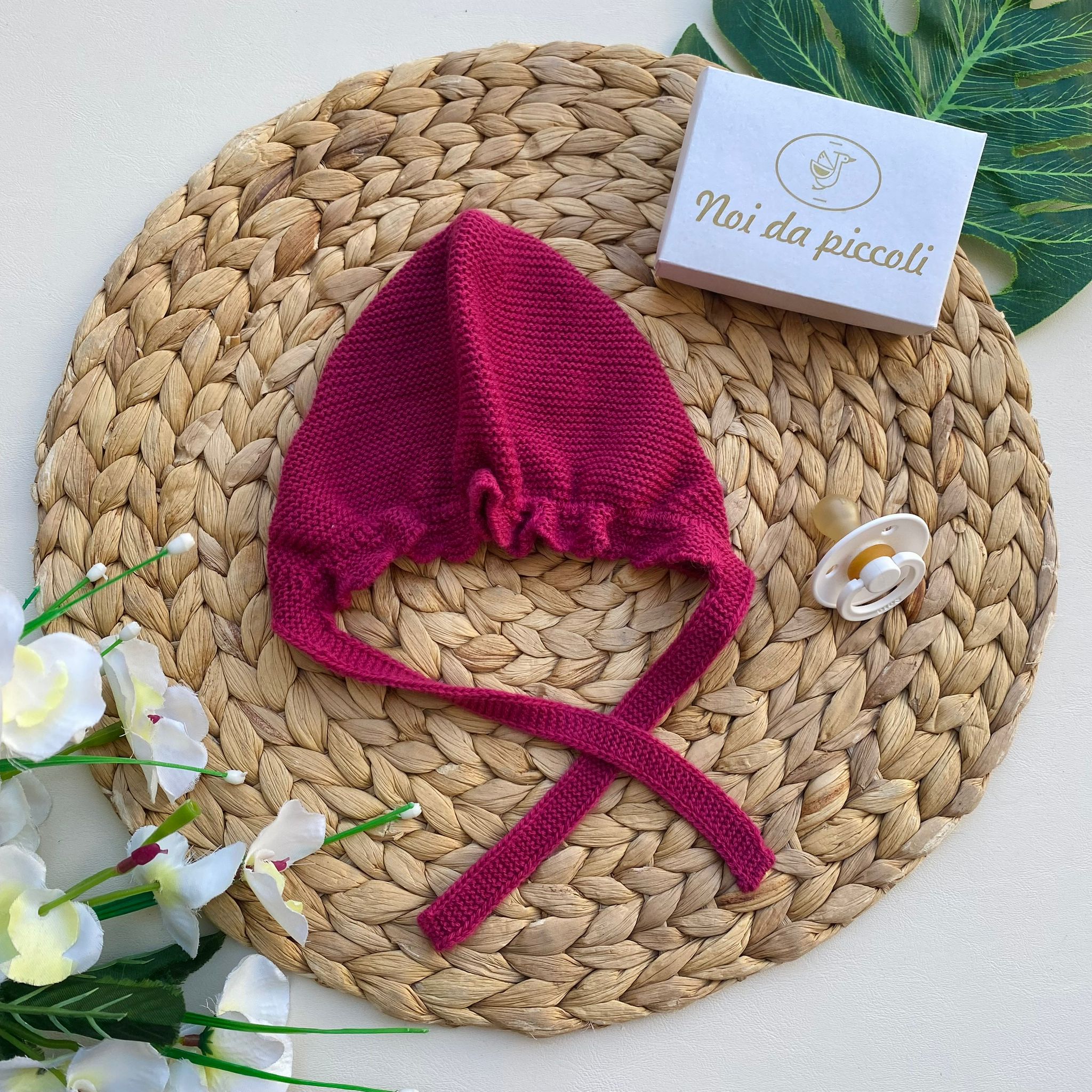 CUFFIETTA RICAMATA FILATO CALDO MAGENTA - Noi da piccoli