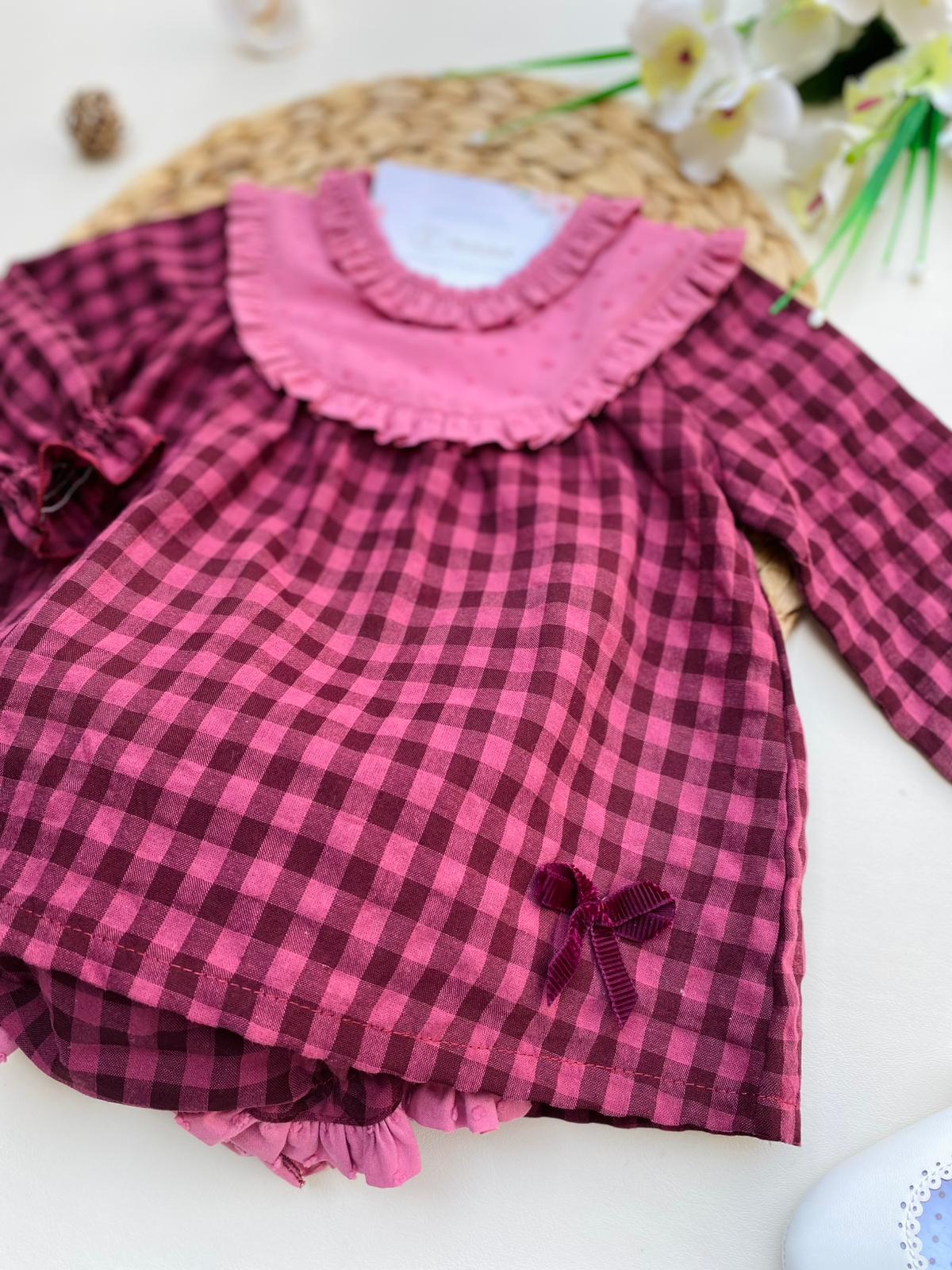 CULOTTINA CON CAMICINA A QUADRONI FILATO CALDO MALVA QUADRONI - Noi da piccoli