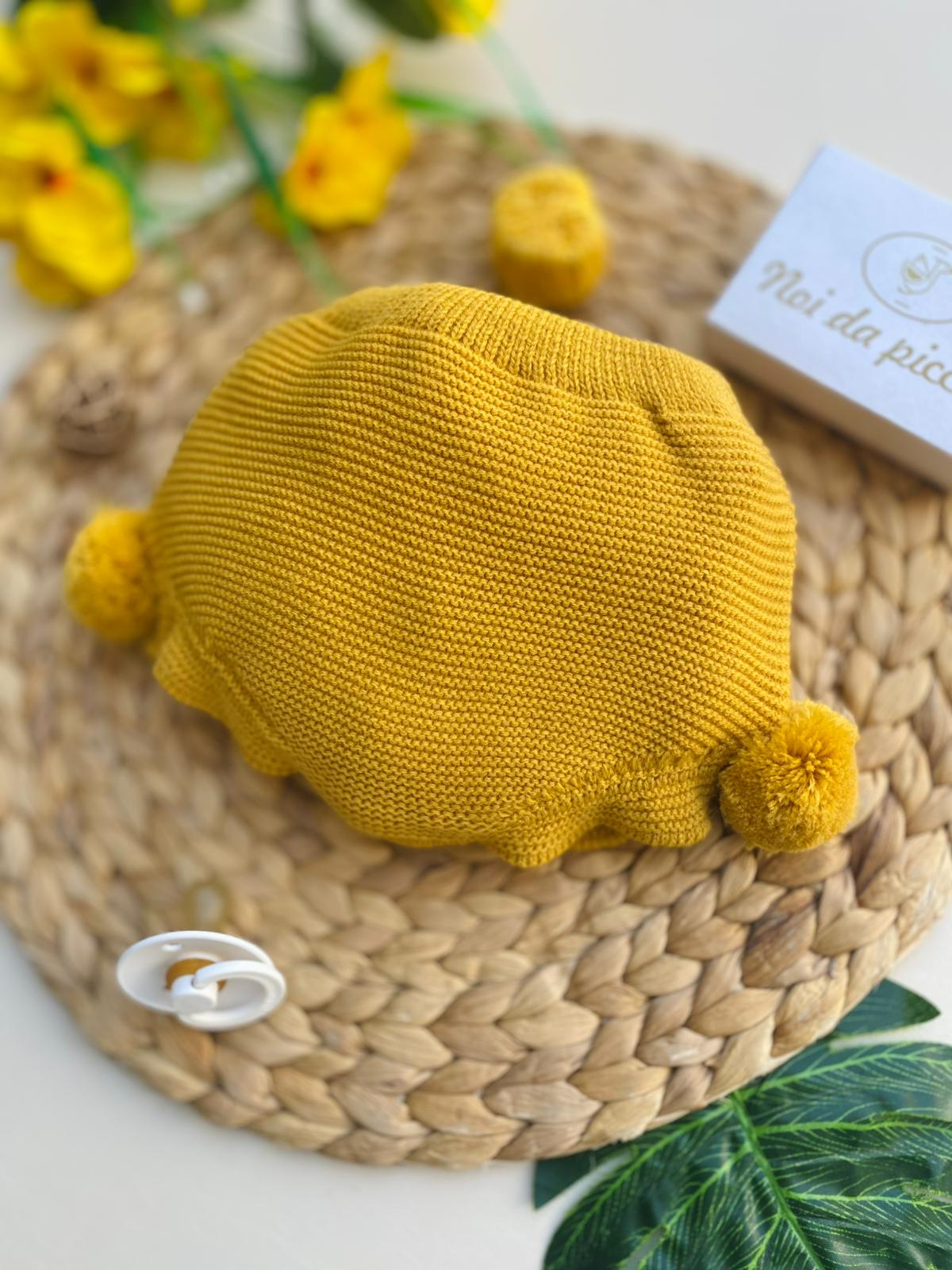 CULOTTINA CON POM - POM 100% ACRILICO GIALLO SENAPE - Noi da piccoli