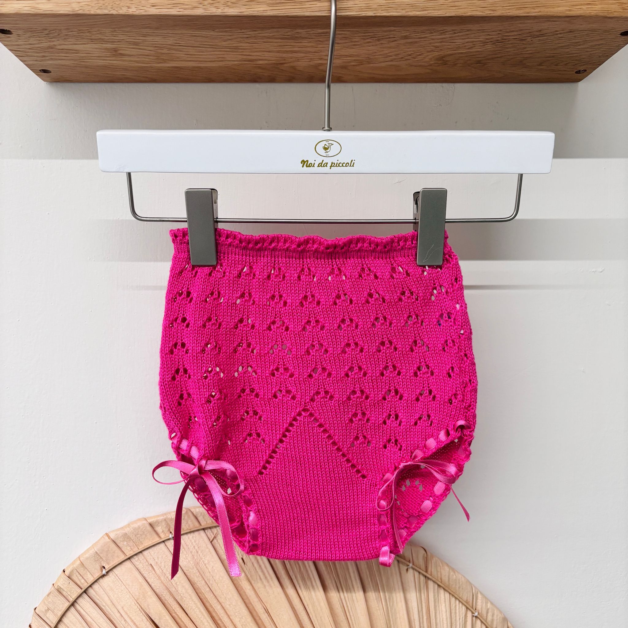 CULOTTINA IN FILO CON RICAMI FUCSIA - Noi da piccoli