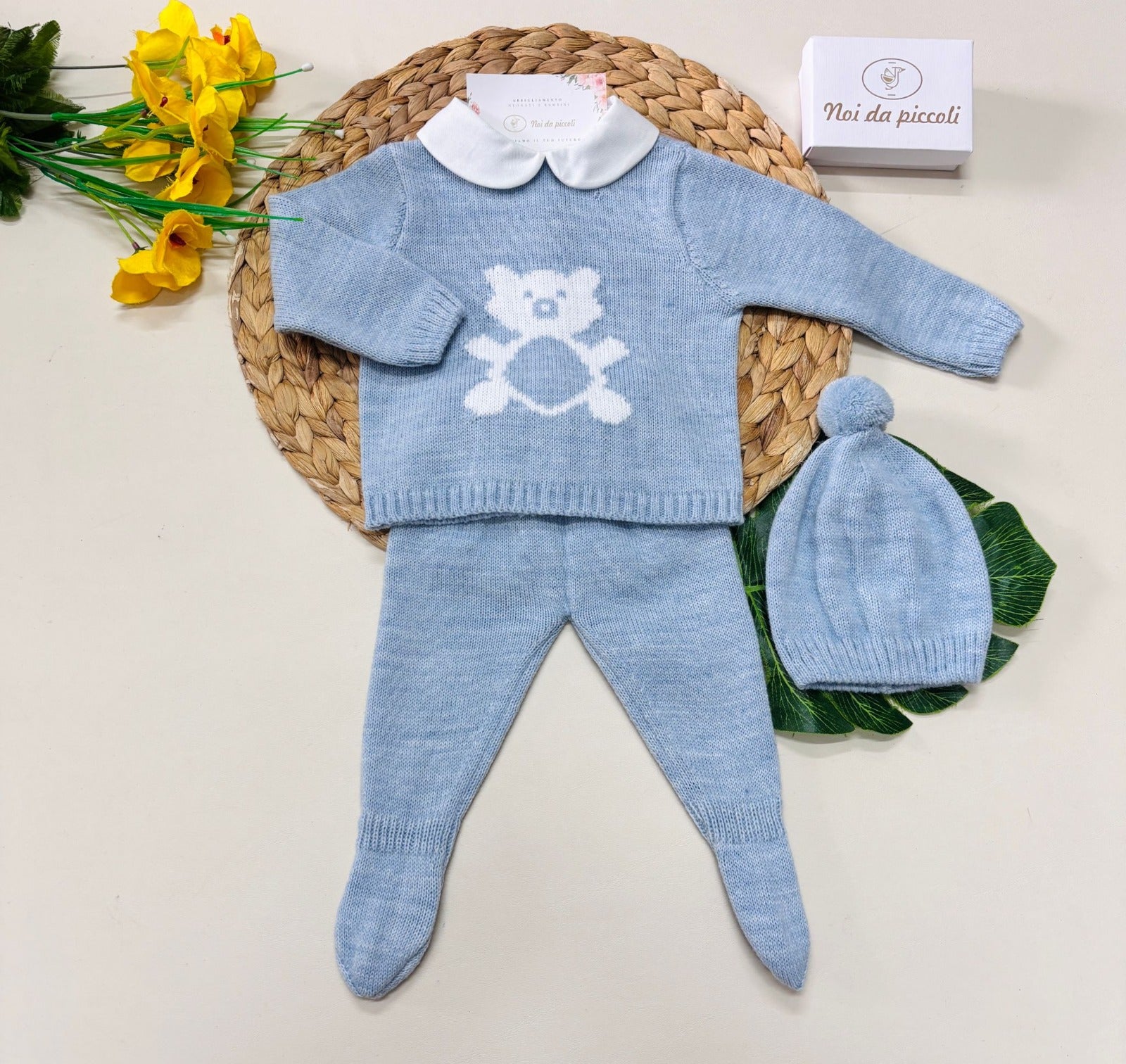 COMPLETO 2PZ CON CAPPELLINO FILATO CALDO AZZURRO